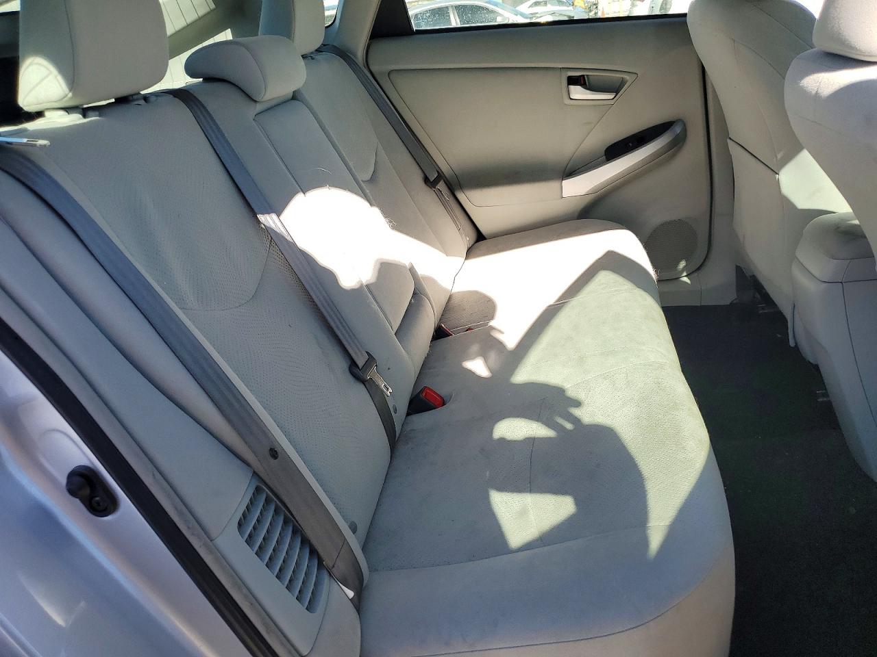 2014 Toyota Prius Two Silver vin: JTDKN3DU3E0356944