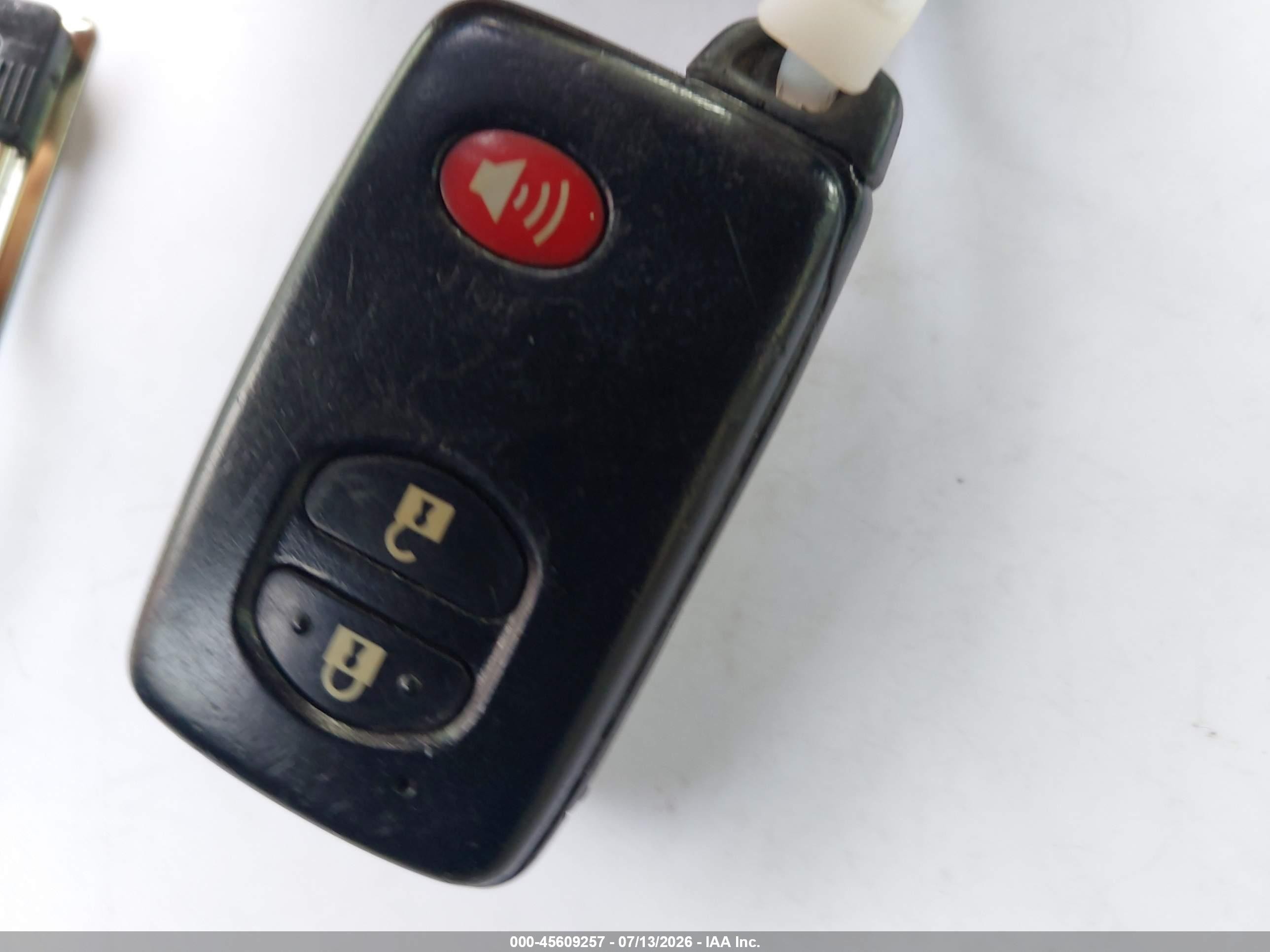 2014 Toyota Prius Two Gray vin: JTDKN3DU3E0362968