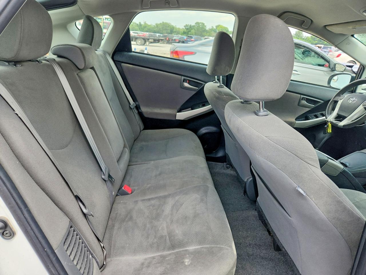 2014 Toyota Prius Two White vin: JTDKN3DU3E1759090