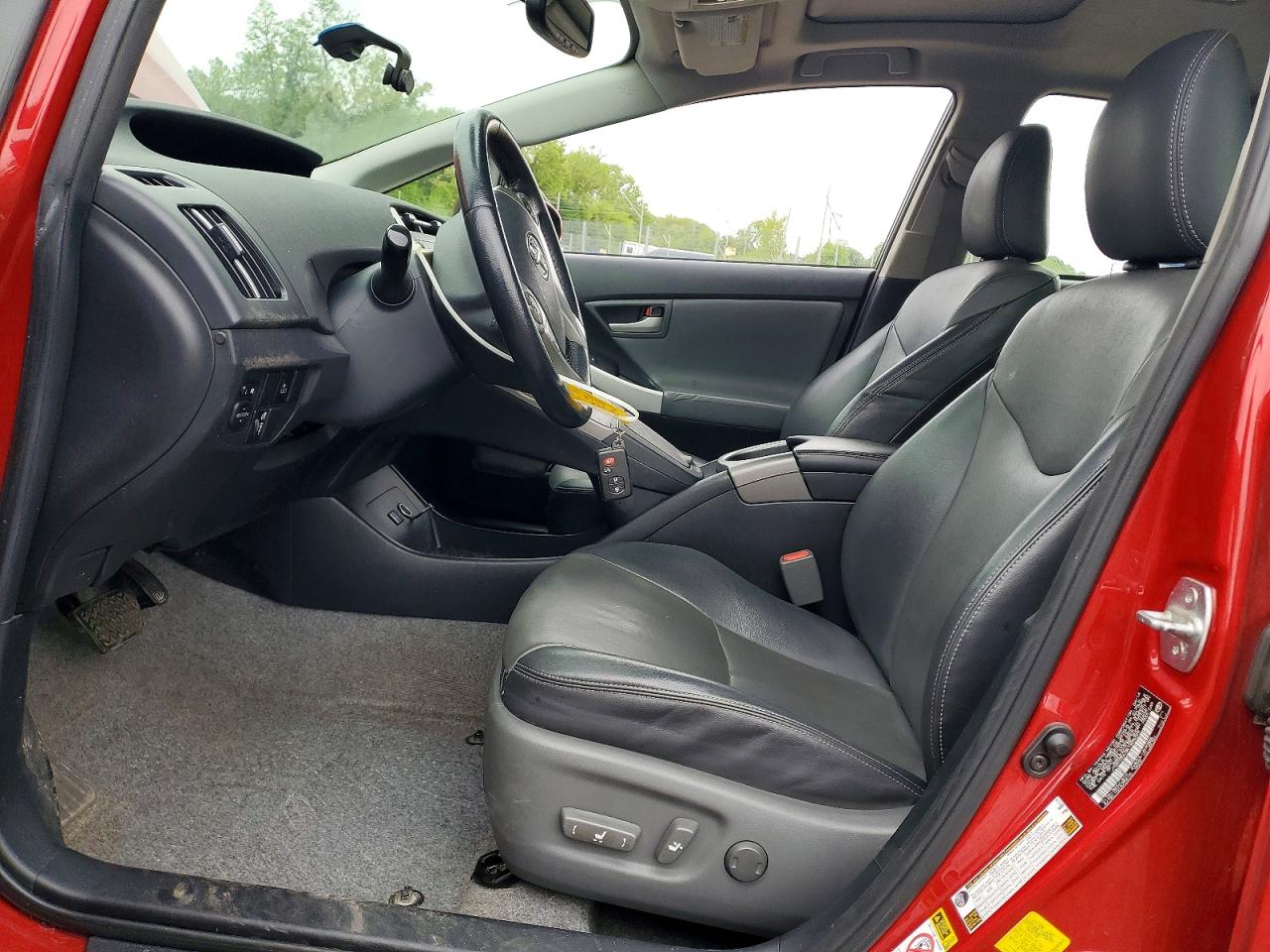 2014 Toyota Prius Four Red vin: JTDKN3DU3E1825329