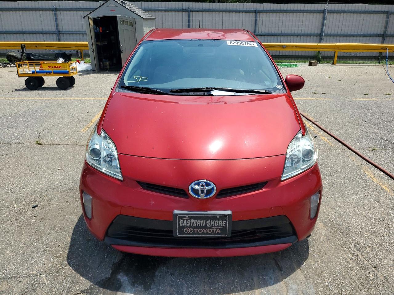 2015 Toyota Prius Two Red vin: JTDKN3DU3F0402094
