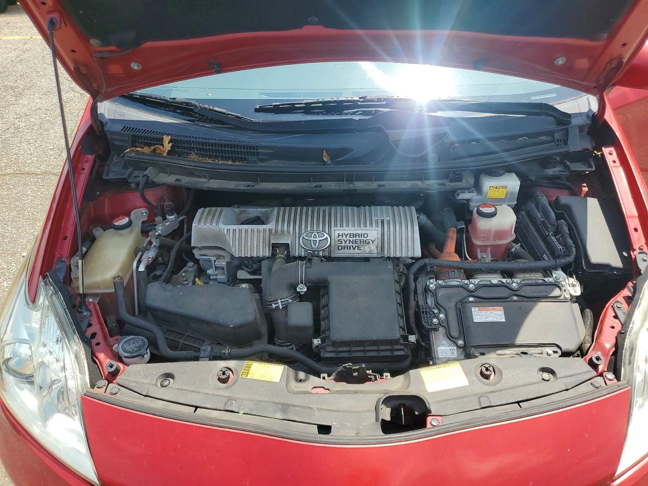 2015 Toyota Prius Two Red vin: JTDKN3DU3F0402094