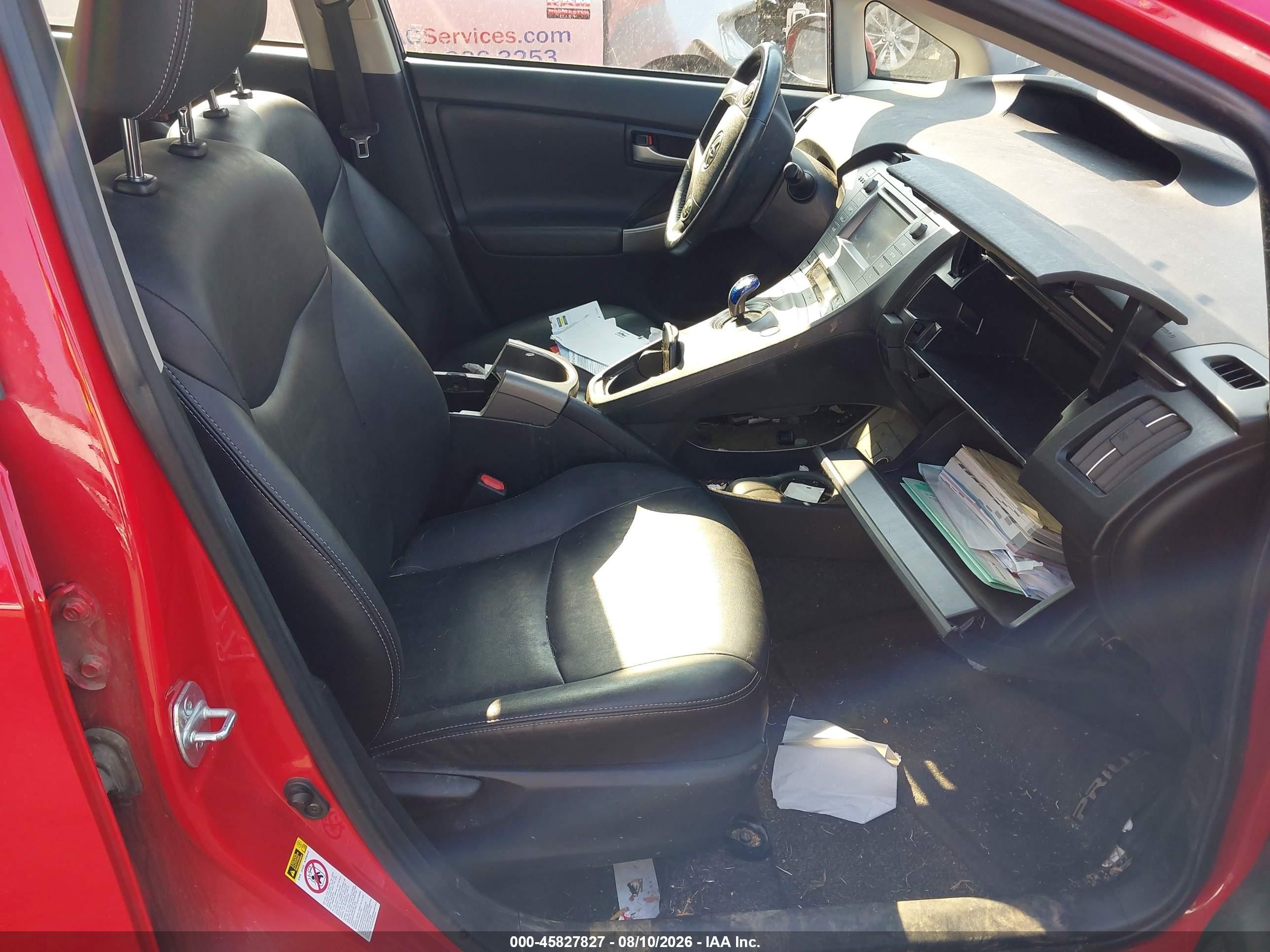 2015 Toyota Prius Persona Series Special Edition Красный vin: JTDKN3DU3F0413547