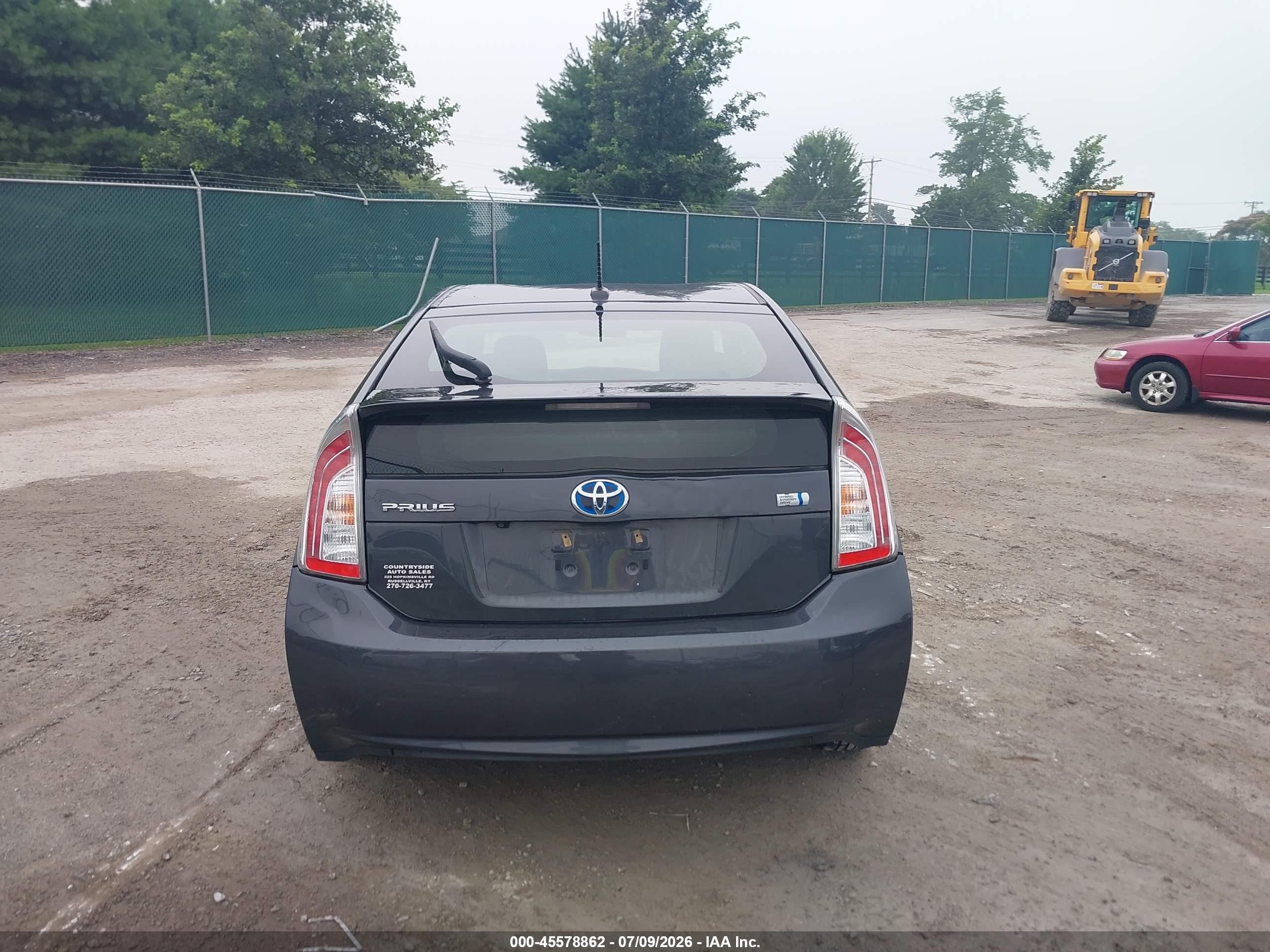 2015 Toyota Prius Three Серый vin: JTDKN3DU3F0415878
