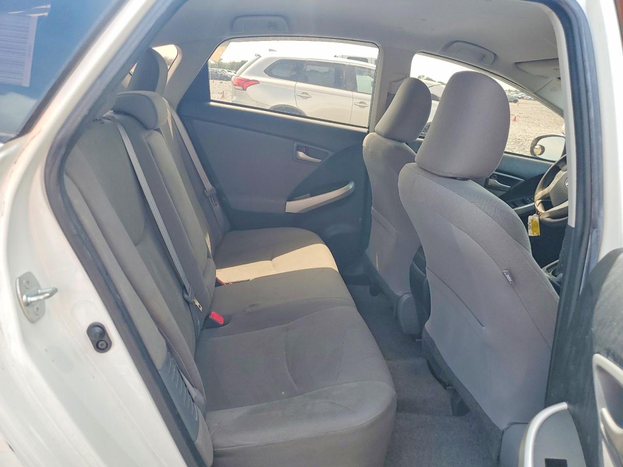 2015 Toyota Prius Three White vin: JTDKN3DU3F0420174
