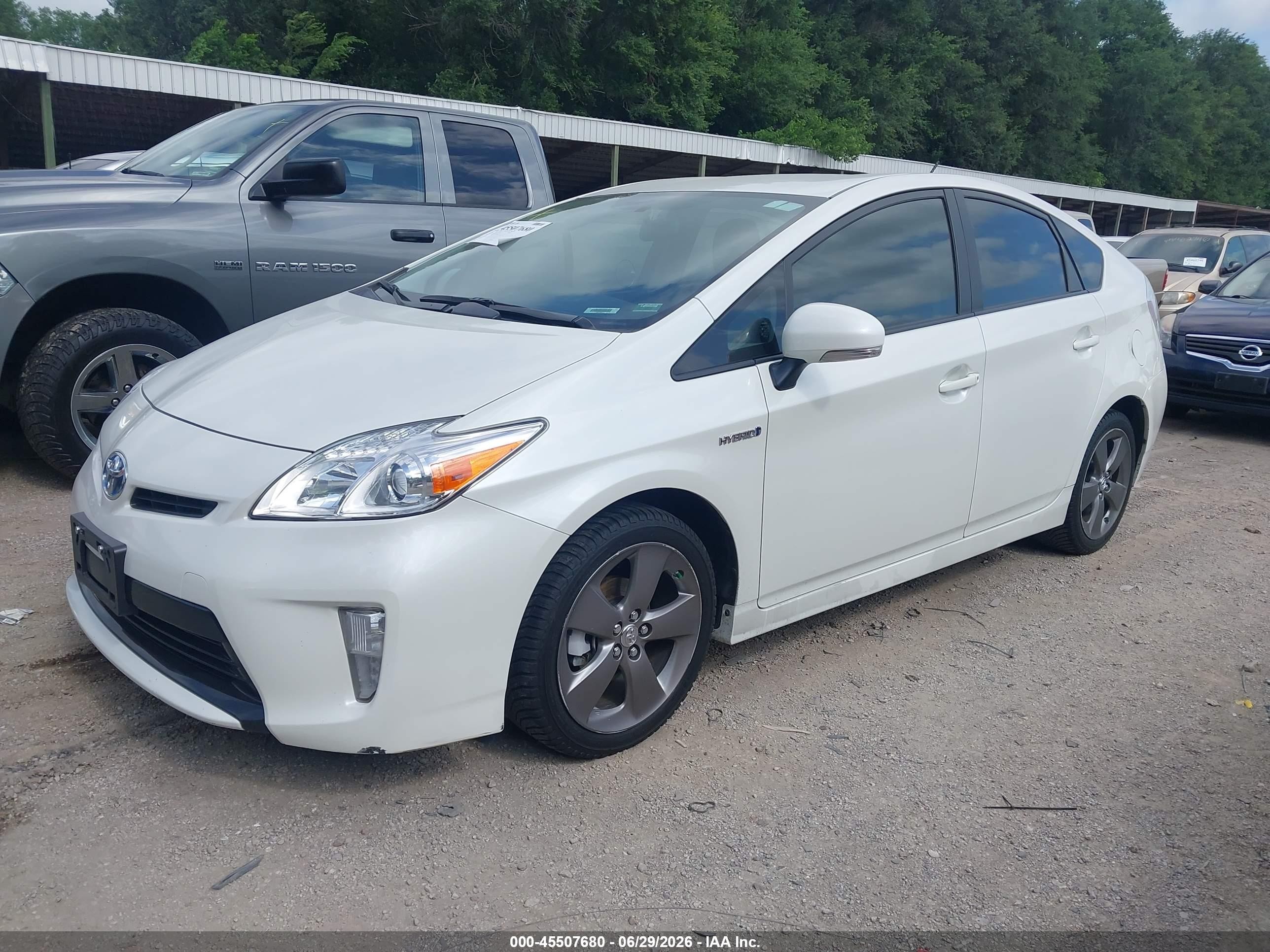 2015 Toyota Prius Persona Series Special Edition White vin: JTDKN3DU3F0423107