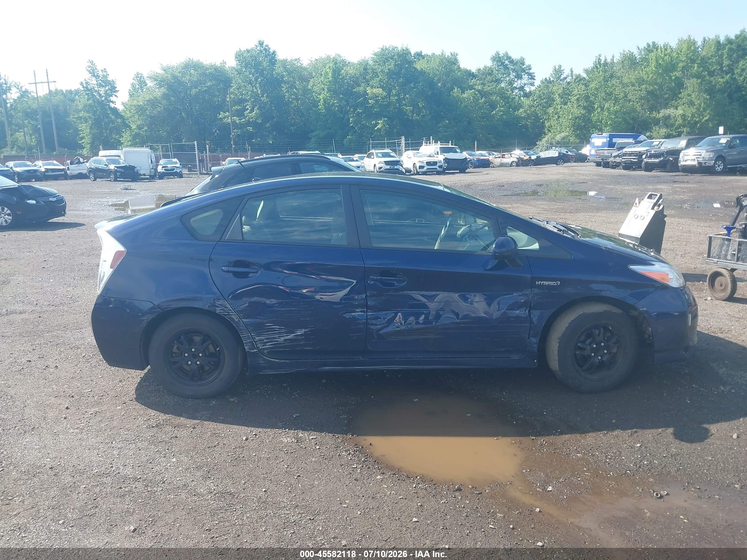 2015 Toyota Prius Two Dark Blue vin: JTDKN3DU3F0427786