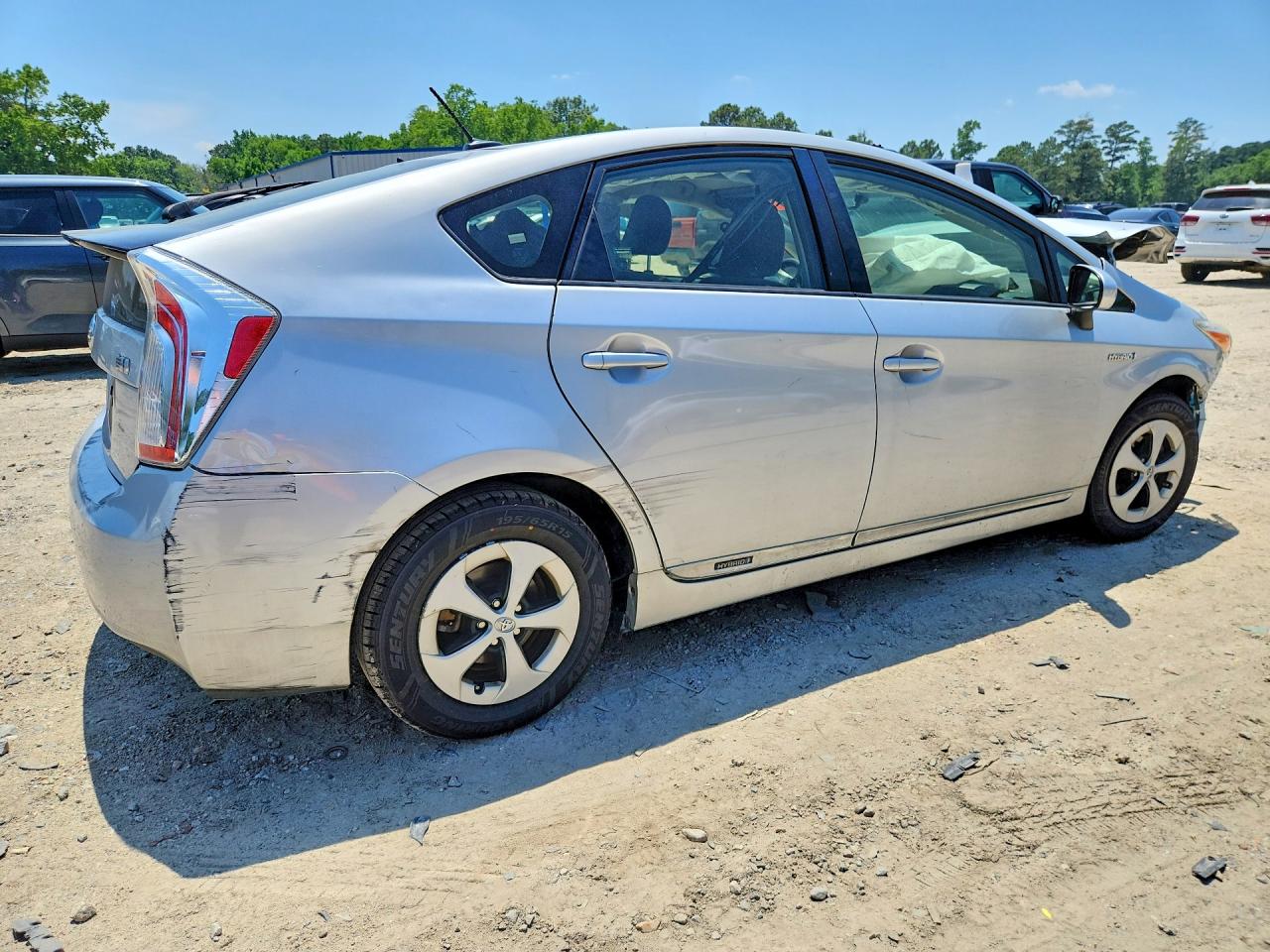 2015 Toyota Prius Three Silver vin: JTDKN3DU3F0431840