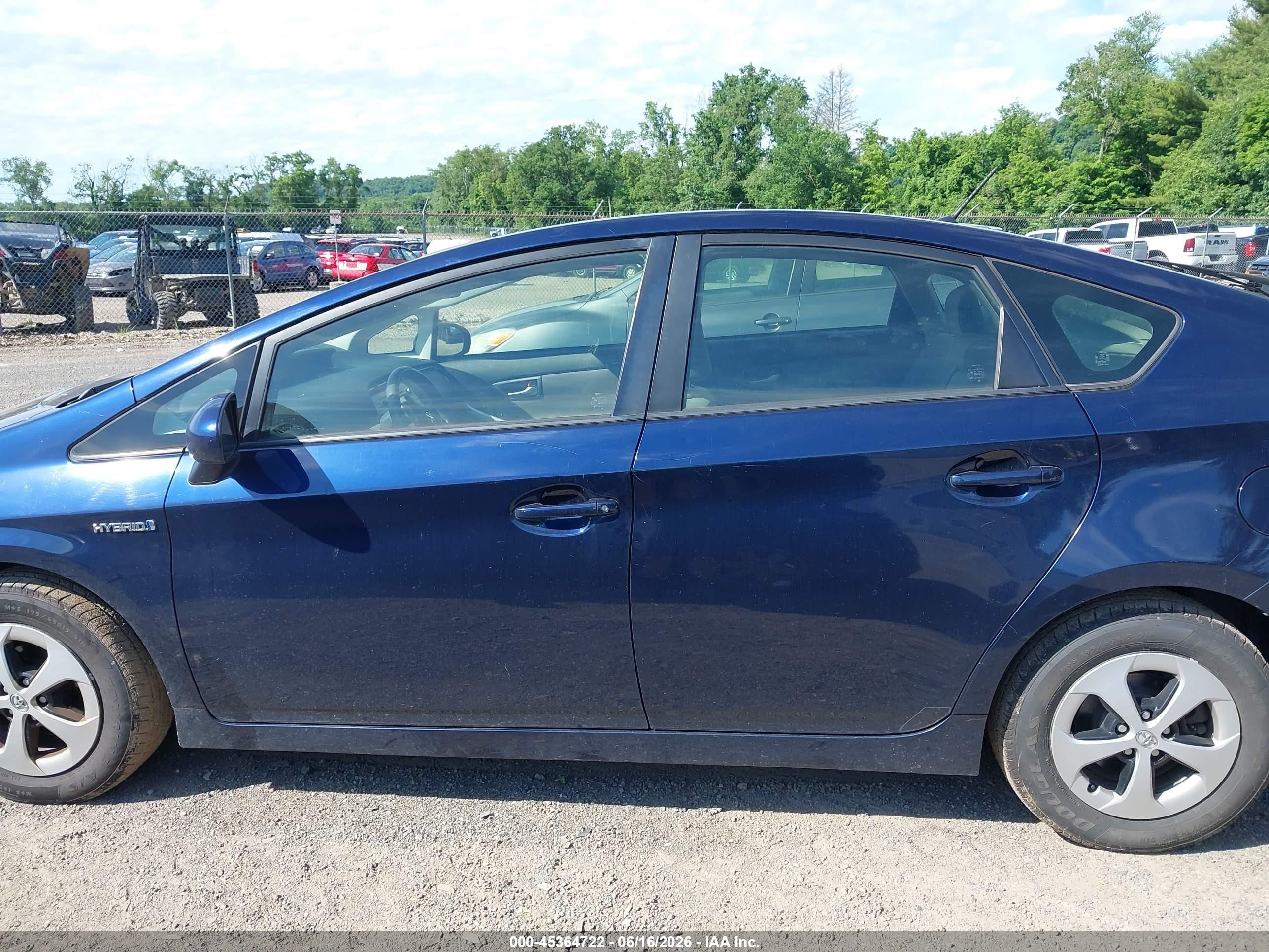 2015 Toyota Prius Two Dark Blue vin: JTDKN3DU3F0442305