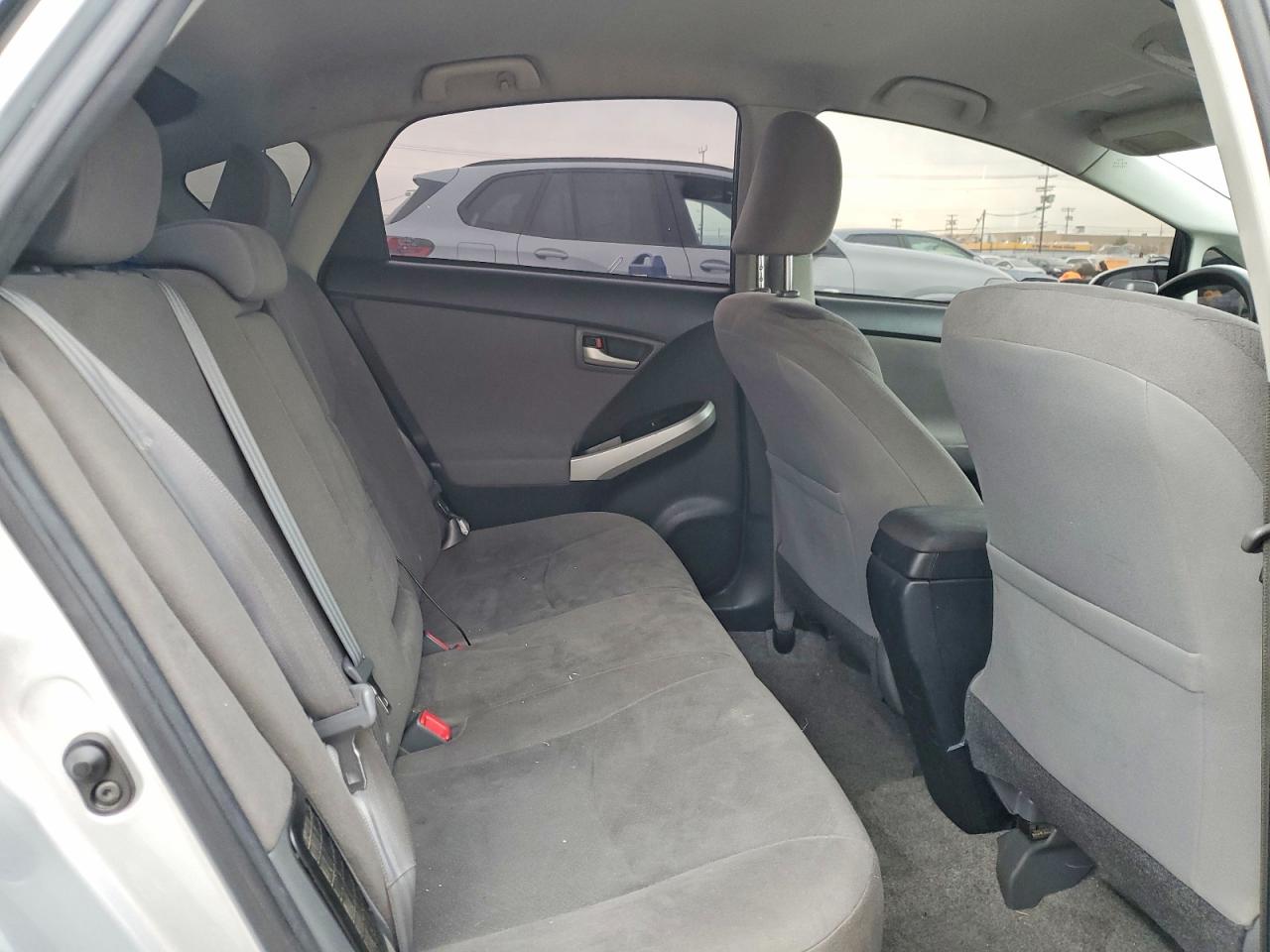 2015 Toyota Prius Silver vin: JTDKN3DU3F0461291