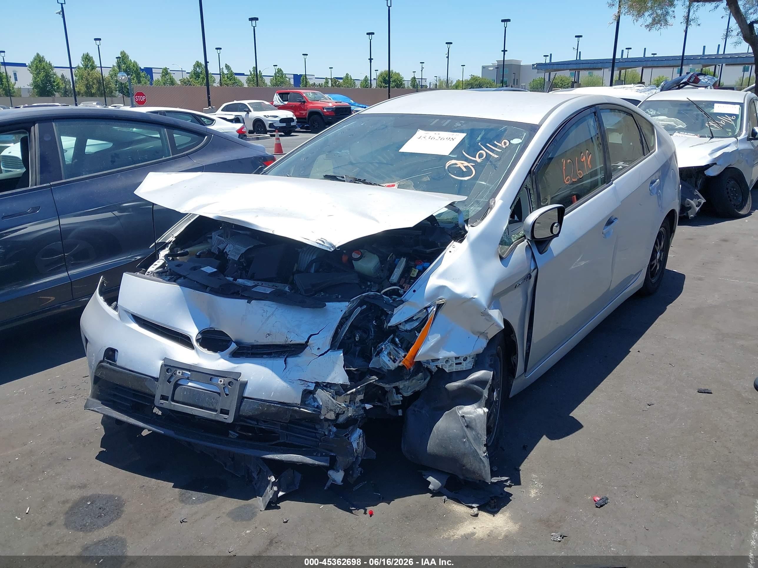 2015 Toyota Prius Two Silver vin: JTDKN3DU3F0462957