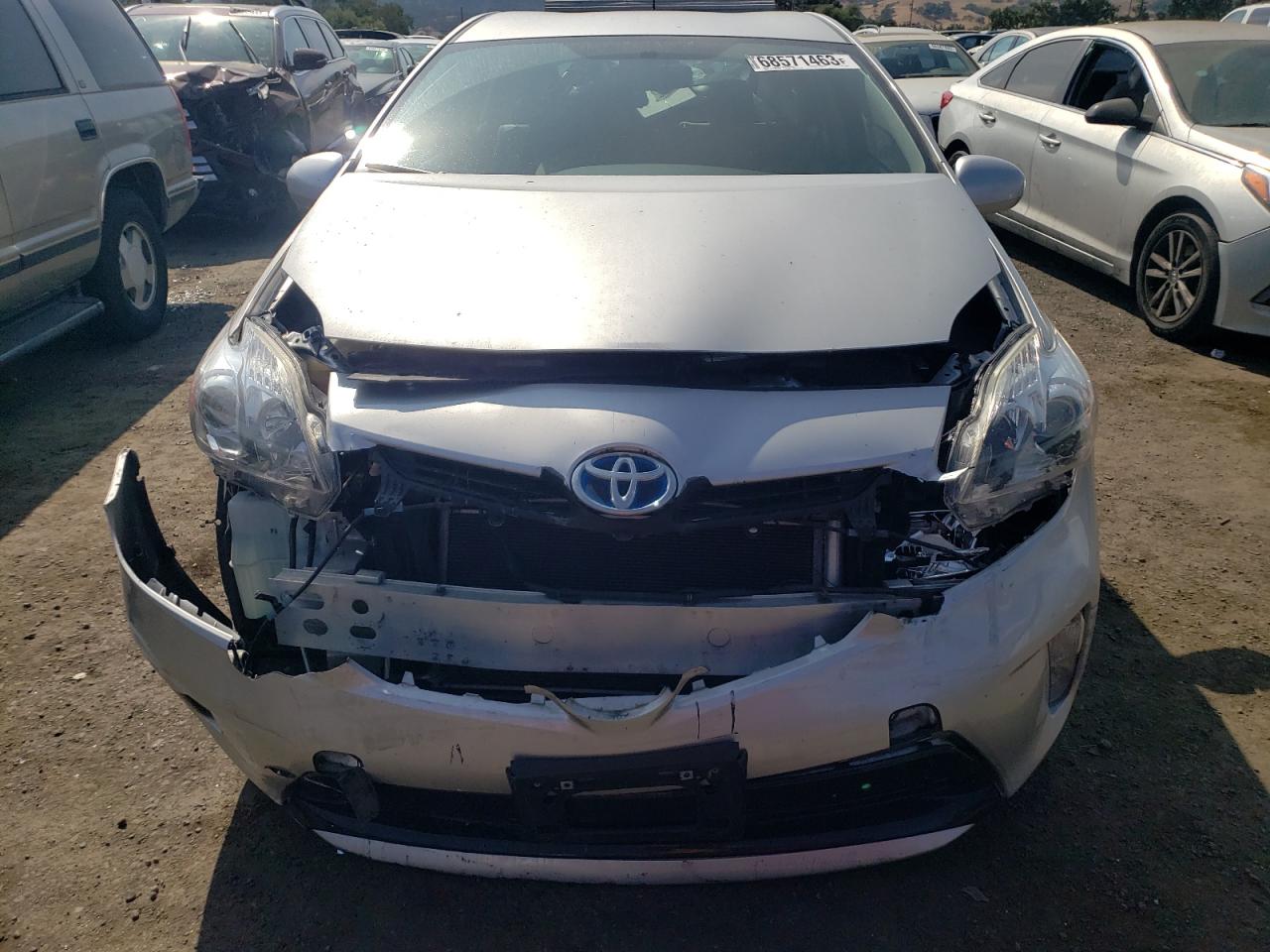2015 Toyota Prius  Серебряный vin: JTDKN3DU3F0481895