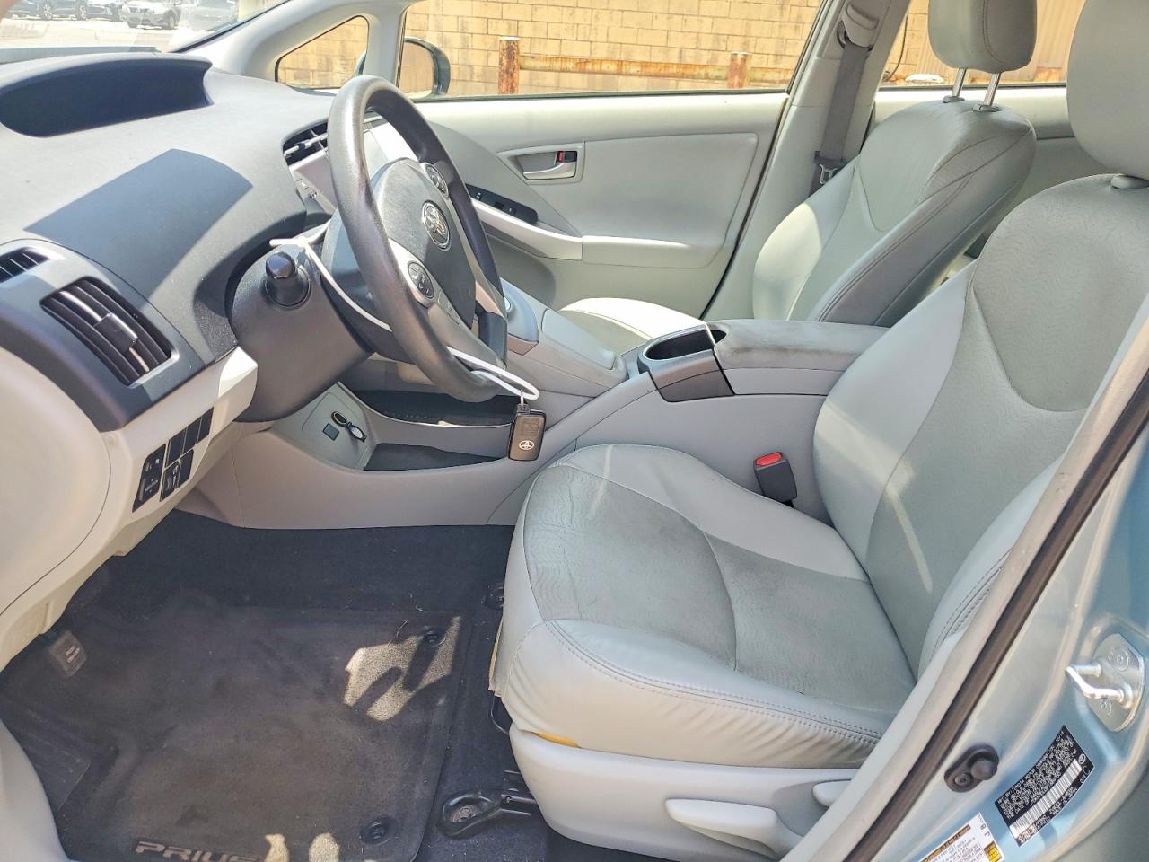 2015 Toyota Prius Two Turquoise vin: JTDKN3DU3F1889730