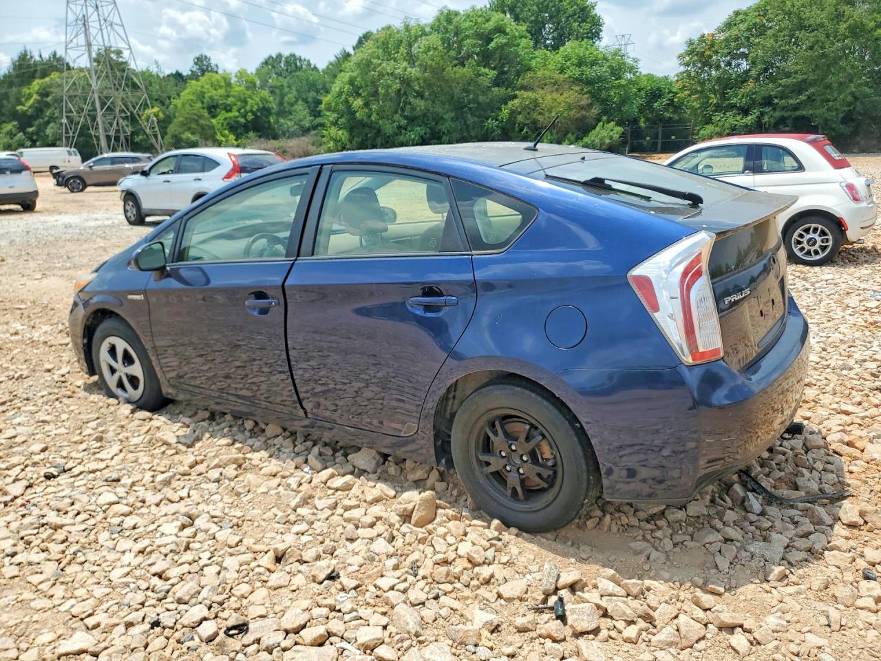 2015 Toyota Prius Two Синий vin: JTDKN3DU3F1896533