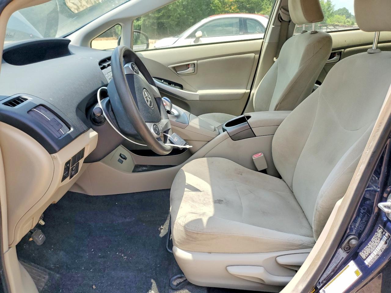 2015 Toyota Prius Two Синий vin: JTDKN3DU3F1896533