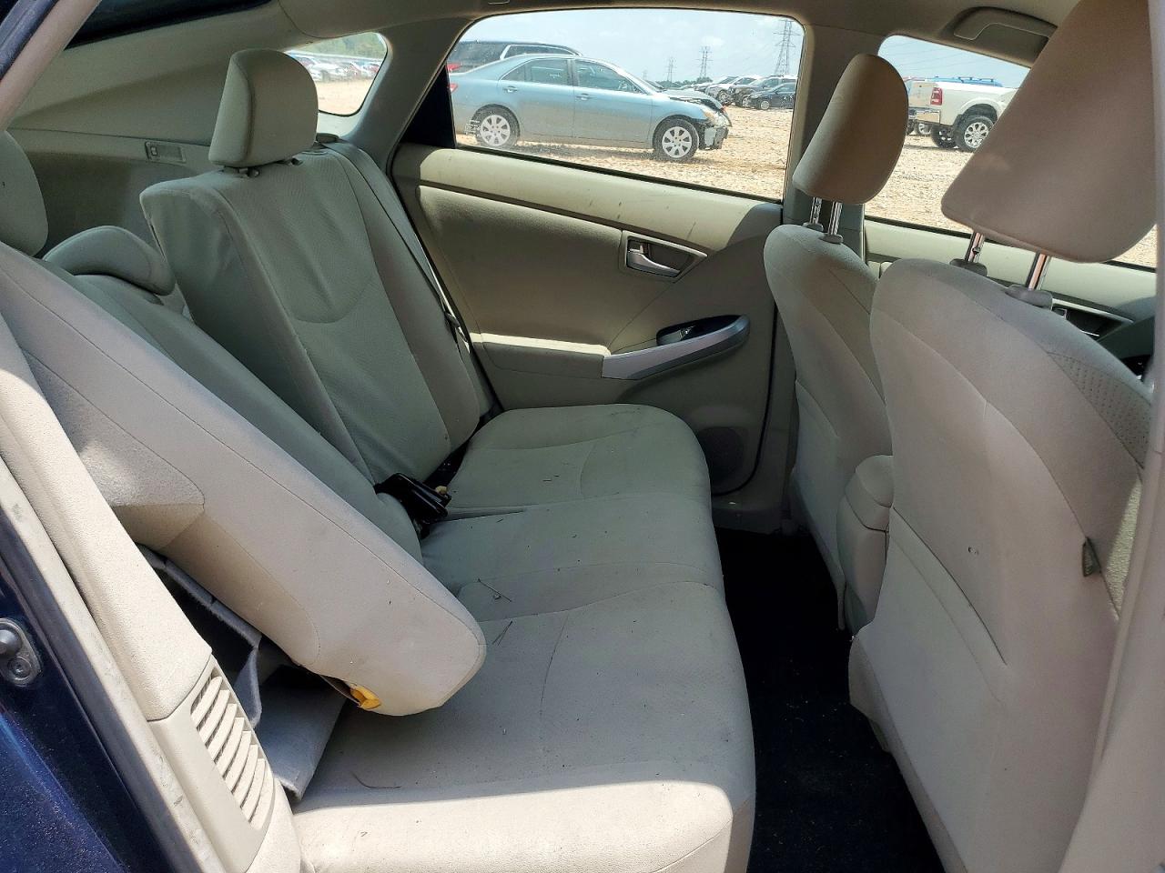 2015 Toyota Prius Two Синий vin: JTDKN3DU3F1896533
