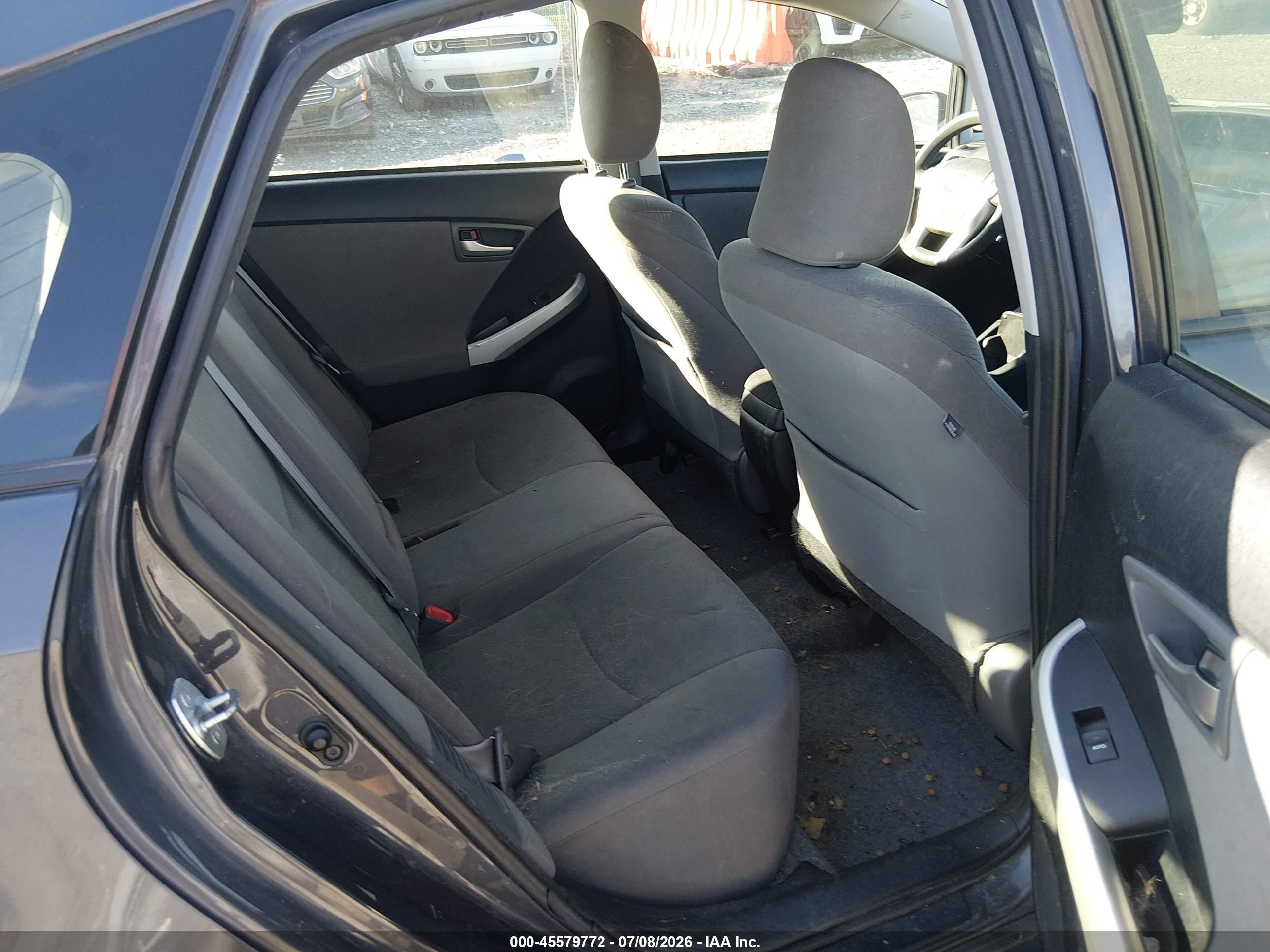 2015 Toyota Prius Three Gray vin: JTDKN3DU3F1906350