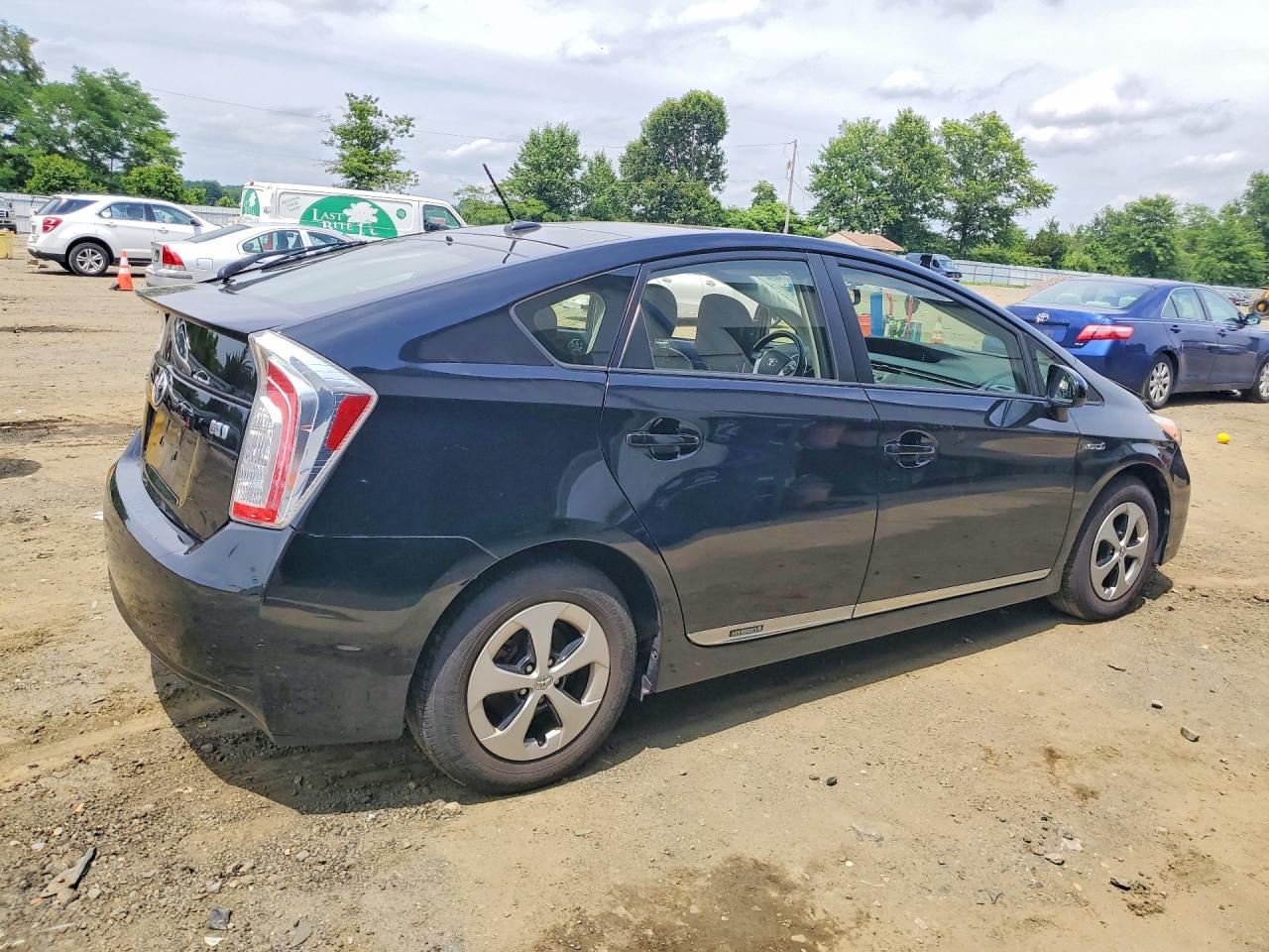 2015 Toyota Prius Four Black vin: JTDKN3DU3F1908664