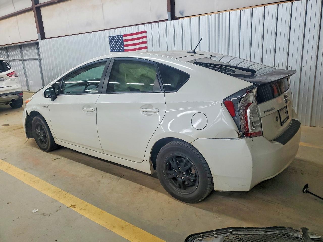 2015 Toyota Prius Four White vin: JTDKN3DU3F1920099