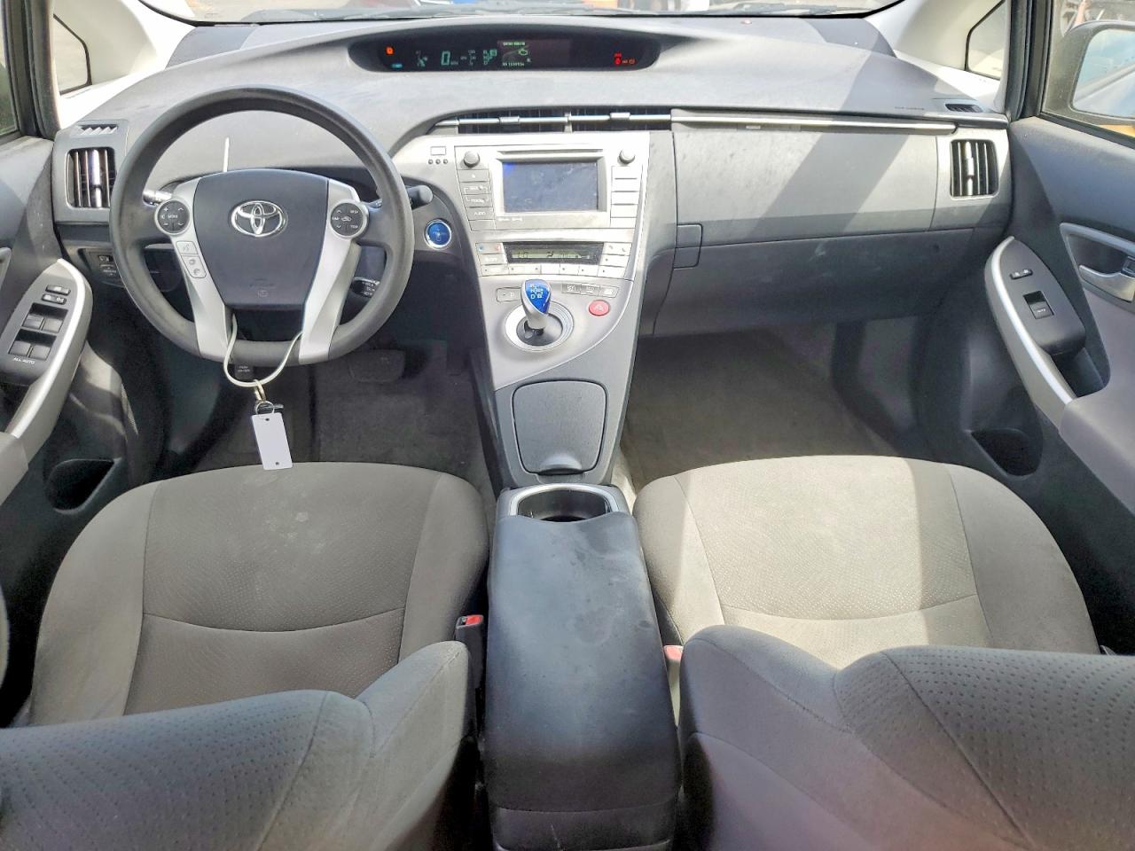 2015 Toyota Prius Three Blue vin: JTDKN3DU3F1933869