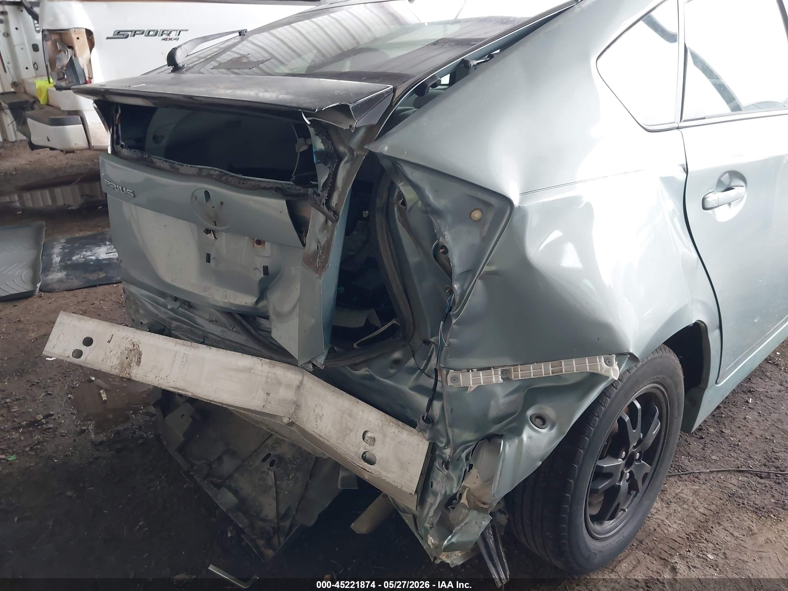 2015 Toyota Prius   Light Blue vin: JTDKN3DU3F1959064
