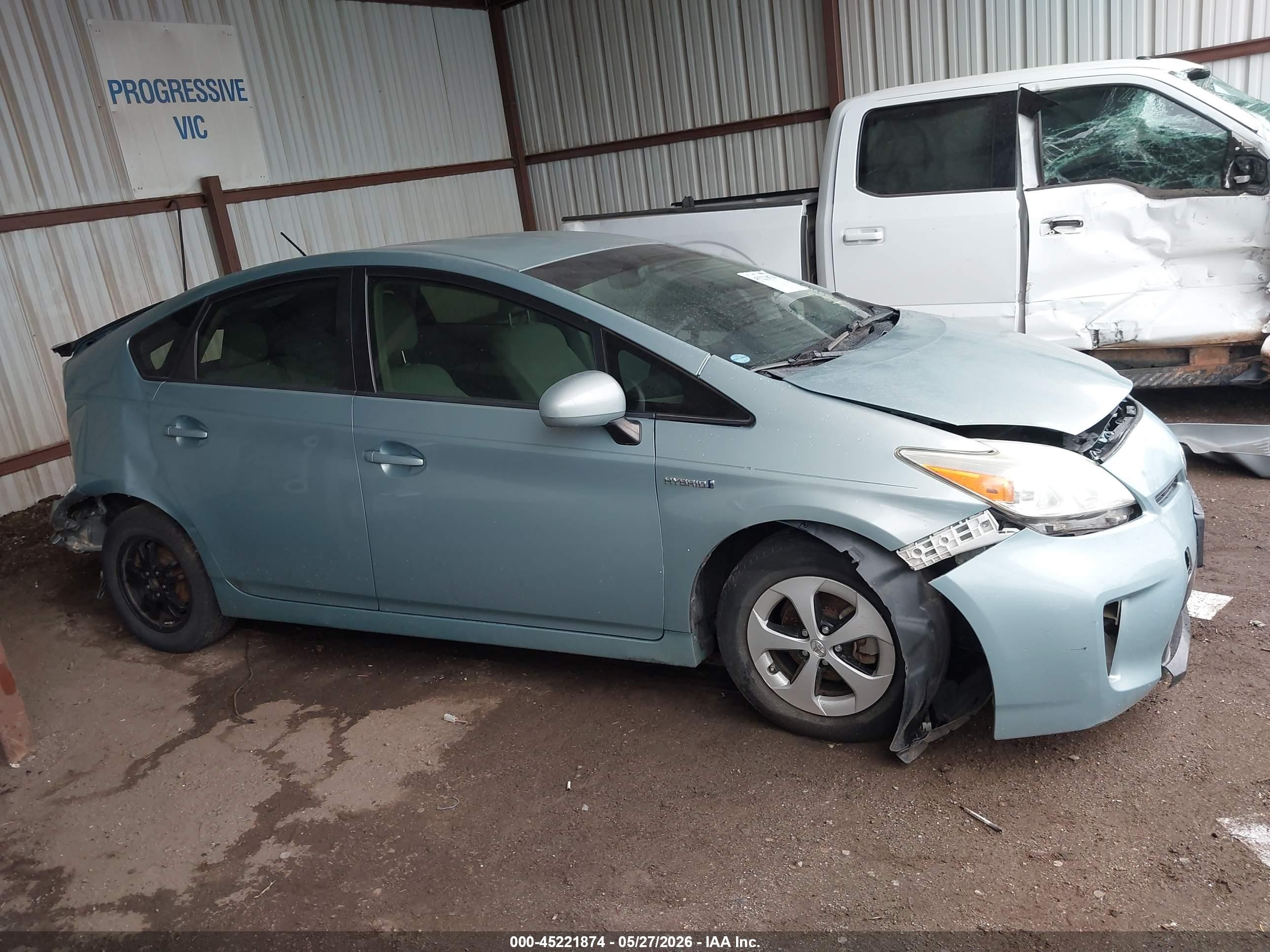 2015 Toyota Prius   Light Blue vin: JTDKN3DU3F1959064