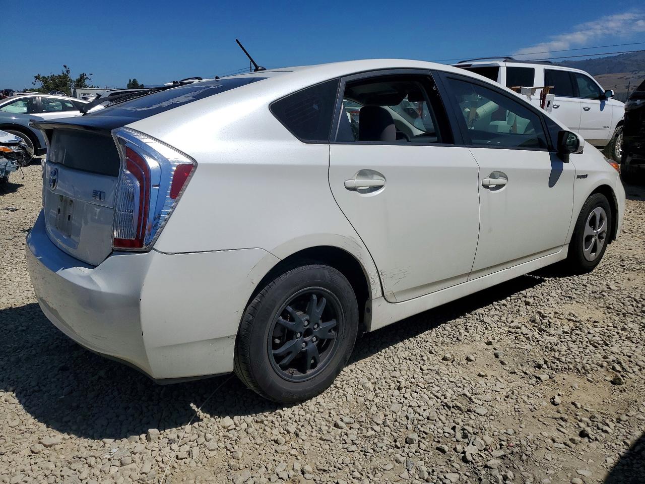 2015 Toyota Prius Two White vin: JTDKN3DU3F1960599