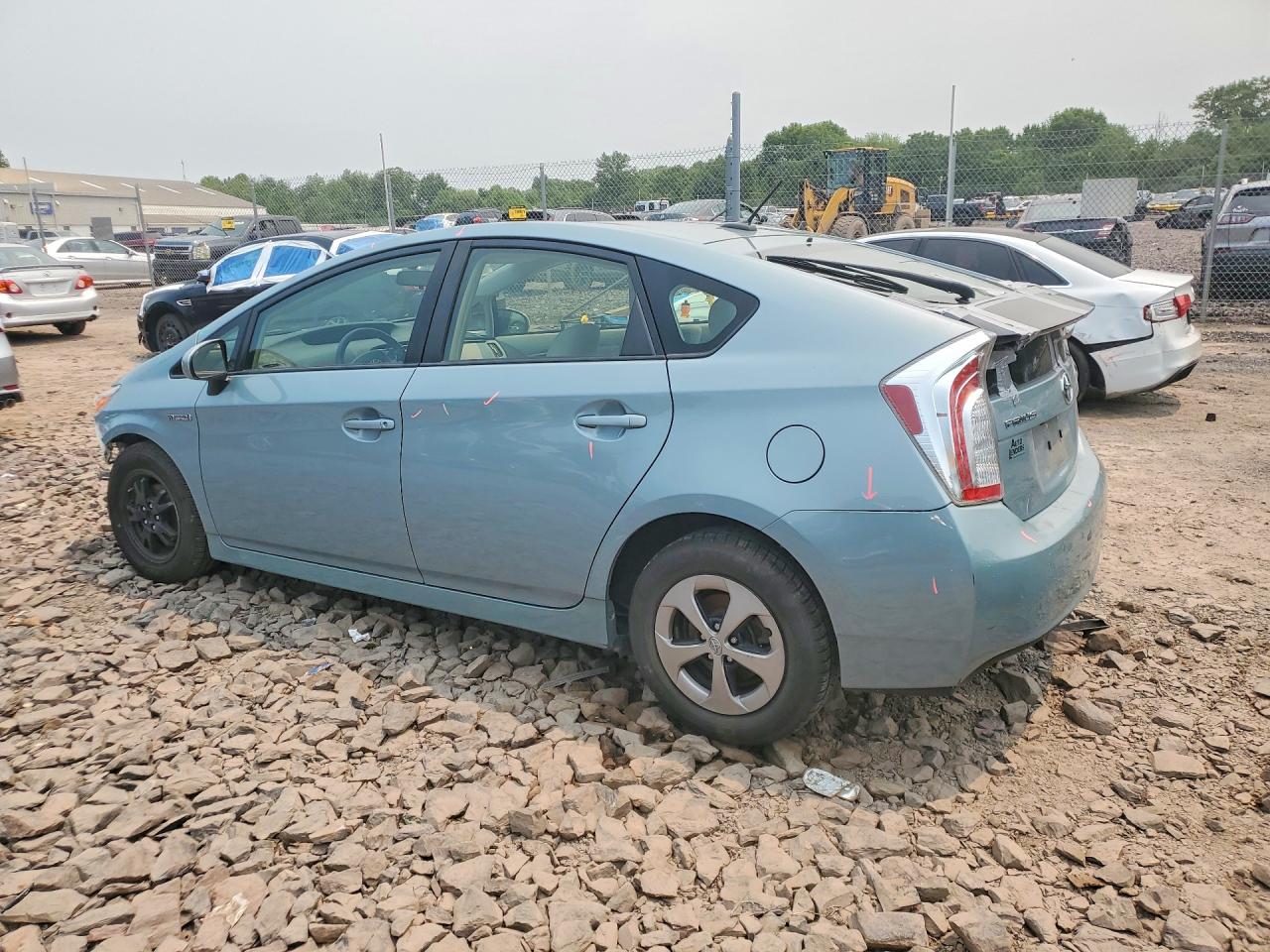 2015 Toyota Prius Three Бирюзовый vin: JTDKN3DU3F1982909