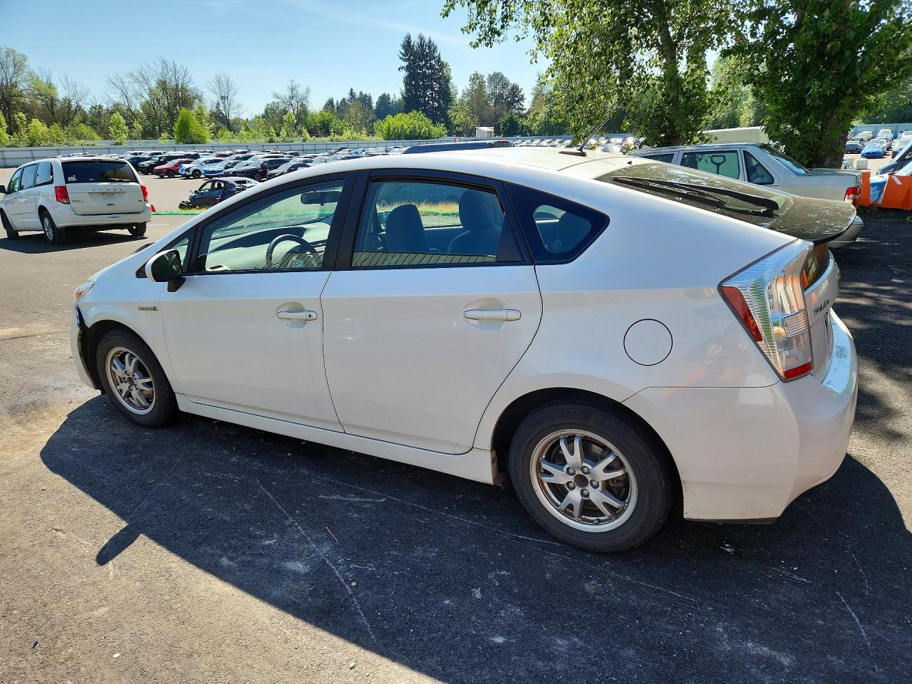 2010 Toyota Prius Iii White vin: JTDKN3DU4A0061622