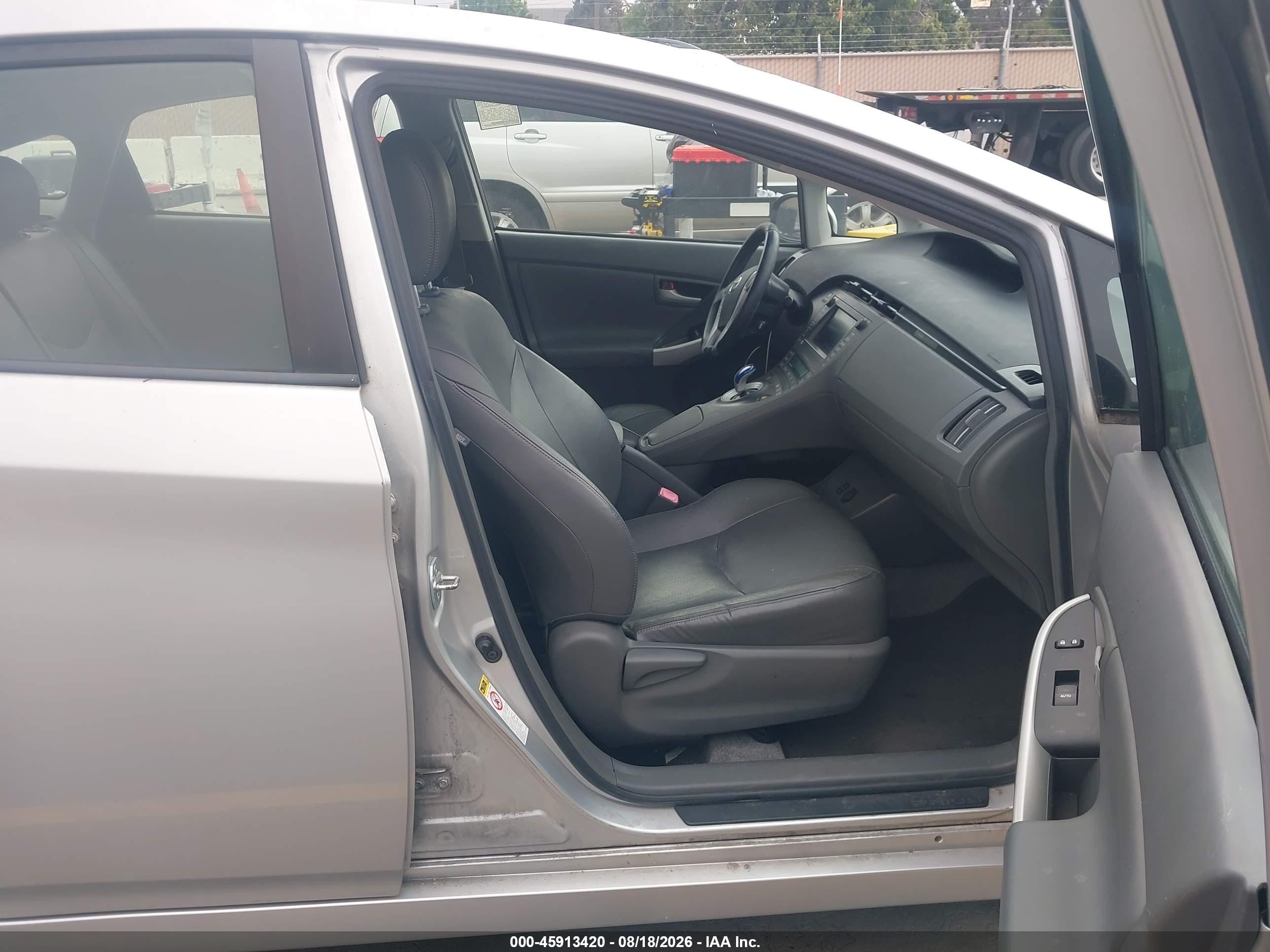 2010 Toyota Prius Iv Серебряный vin: JTDKN3DU4A0064178