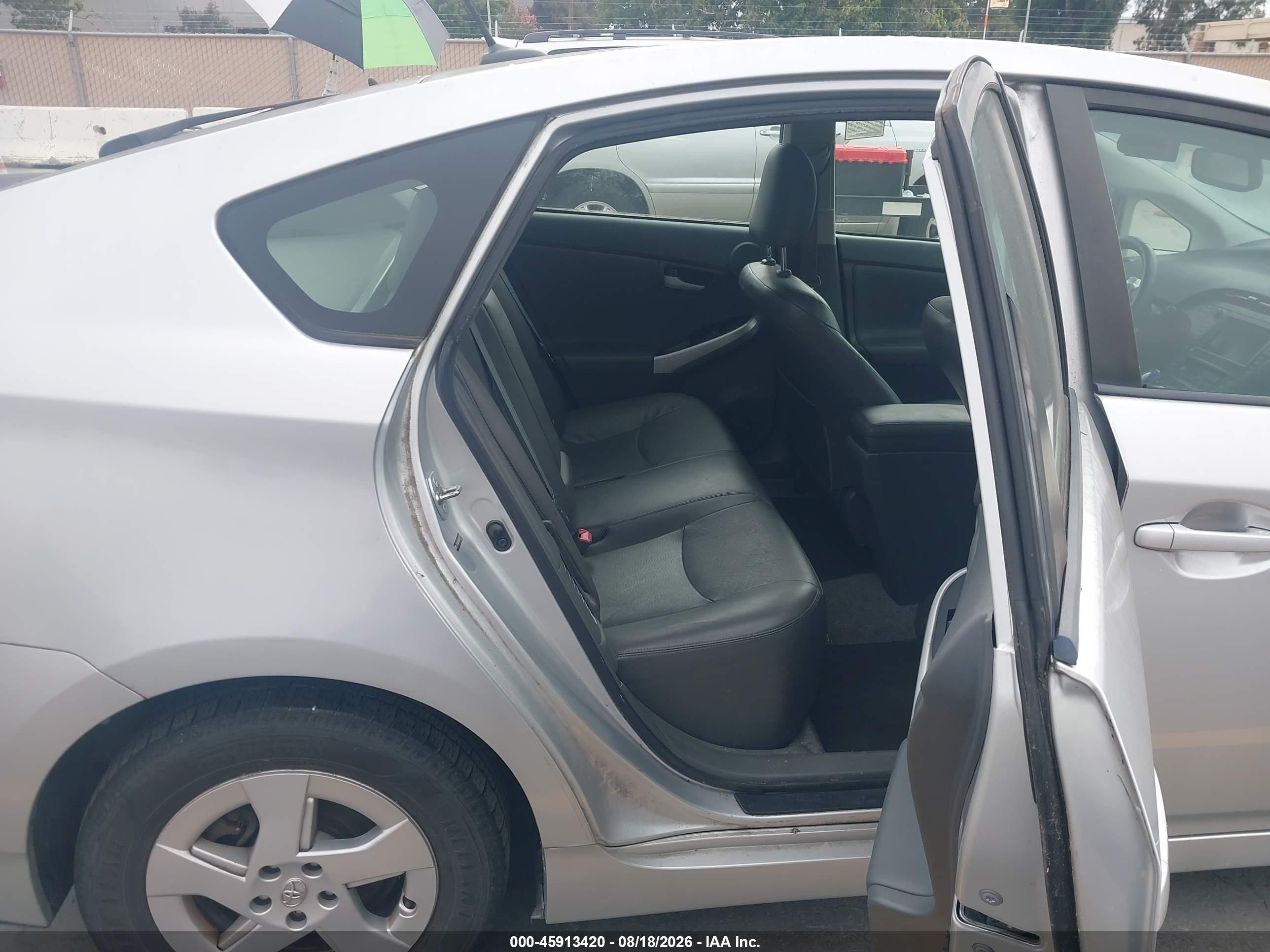 2010 Toyota Prius Iv Серебряный vin: JTDKN3DU4A0064178