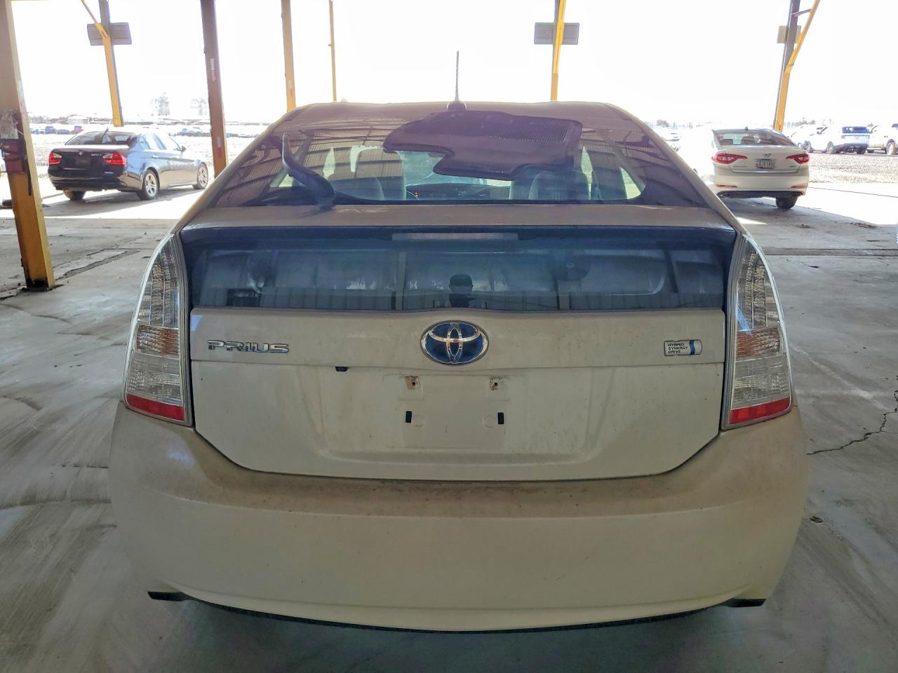 2010 Toyota Prius Iii White vin: JTDKN3DU4A0099805