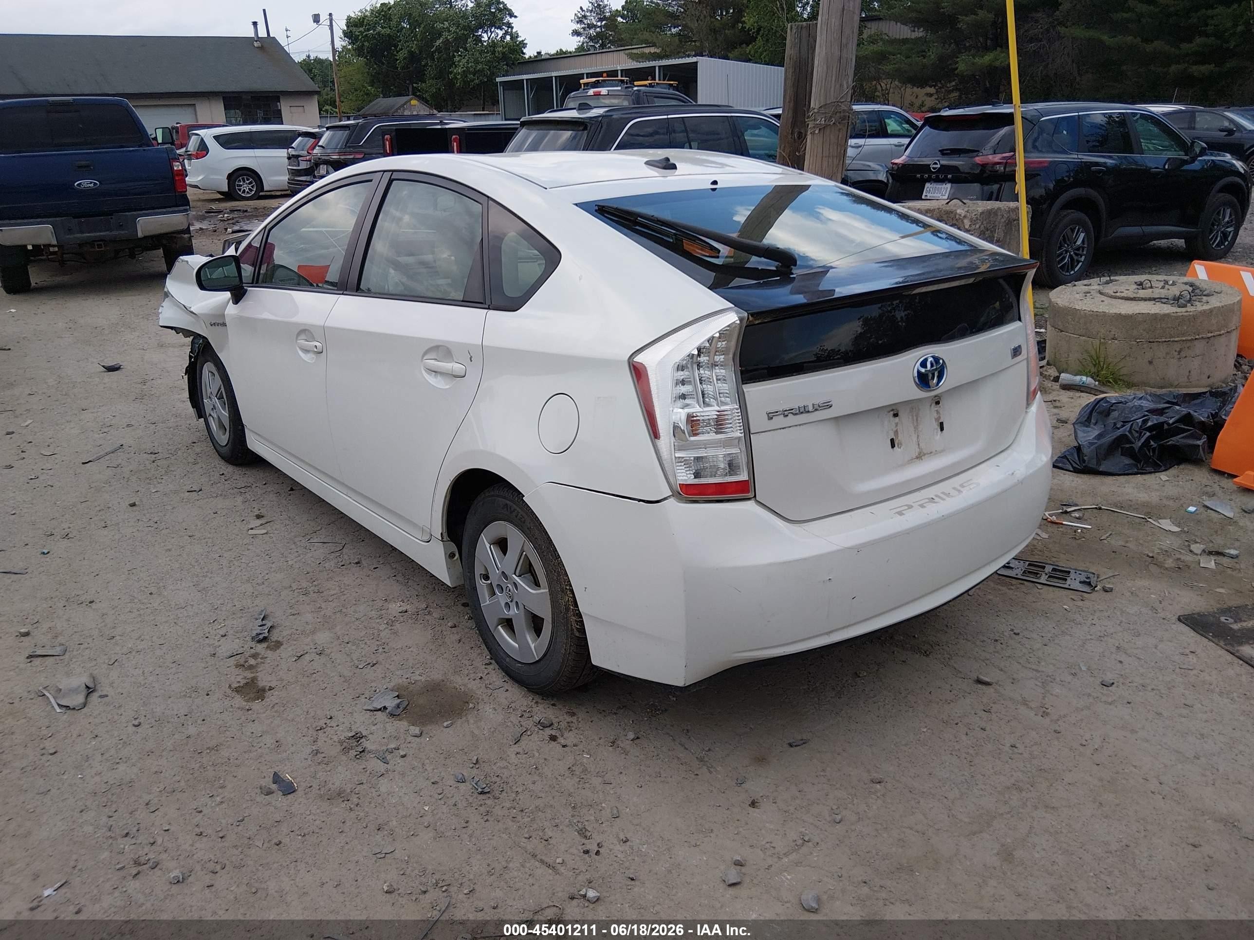 2010 Toyota Prius Iii White vin: JTDKN3DU4A0102105