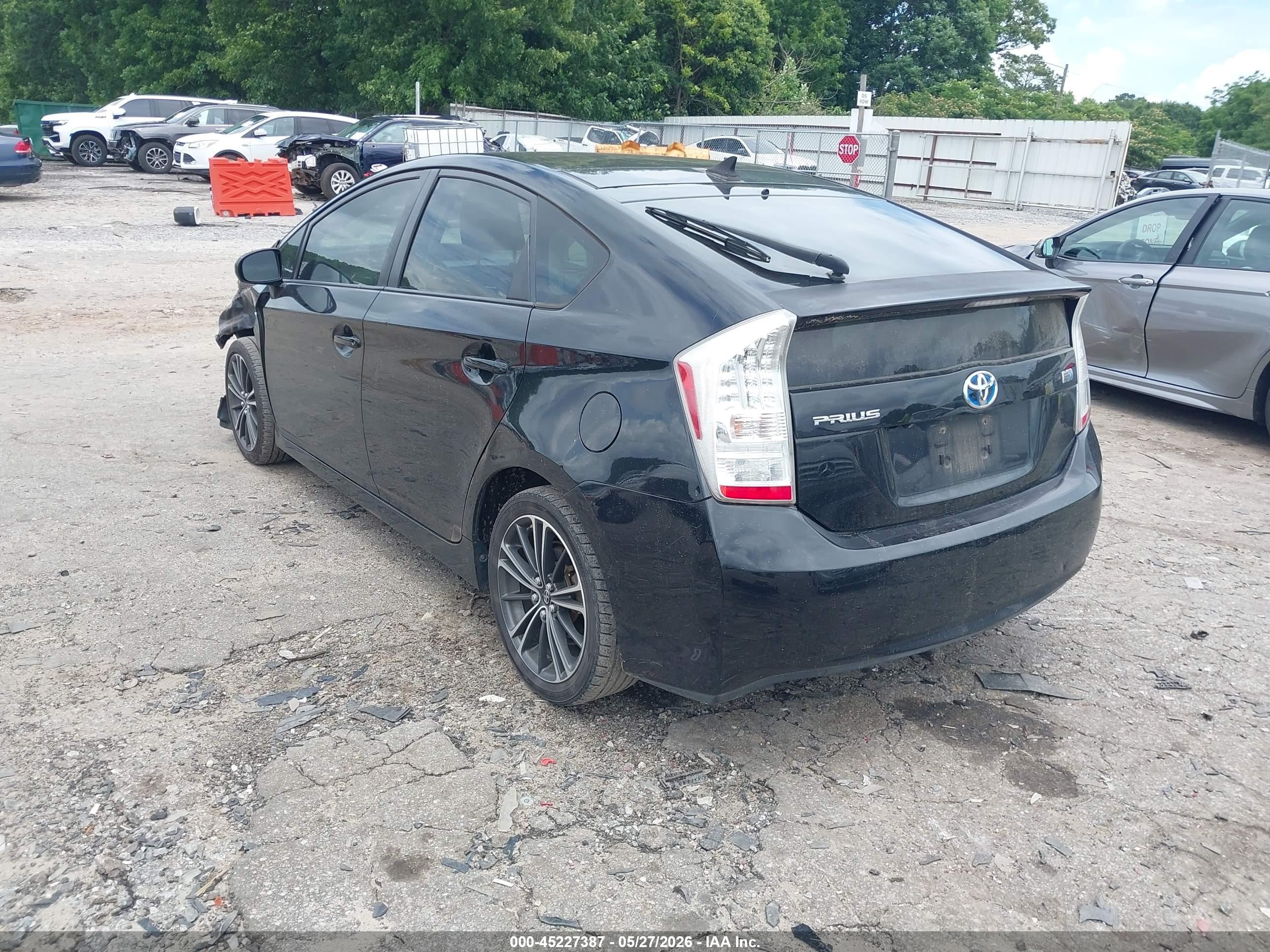 2010 Toyota Prius Iii Black vin: JTDKN3DU4A0147156