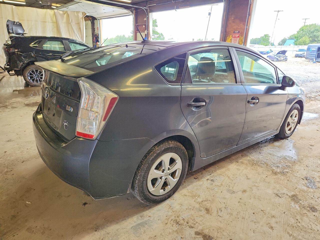 2010 Toyota Prius Ii Gray vin: JTDKN3DU4A0171859
