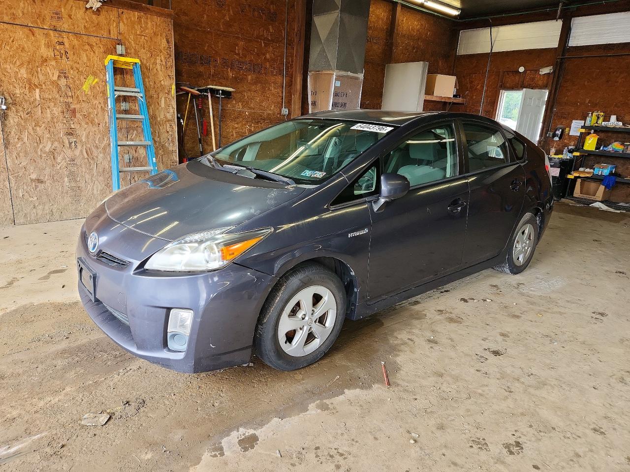 2010 Toyota Prius Ii Gray vin: JTDKN3DU4A0171859