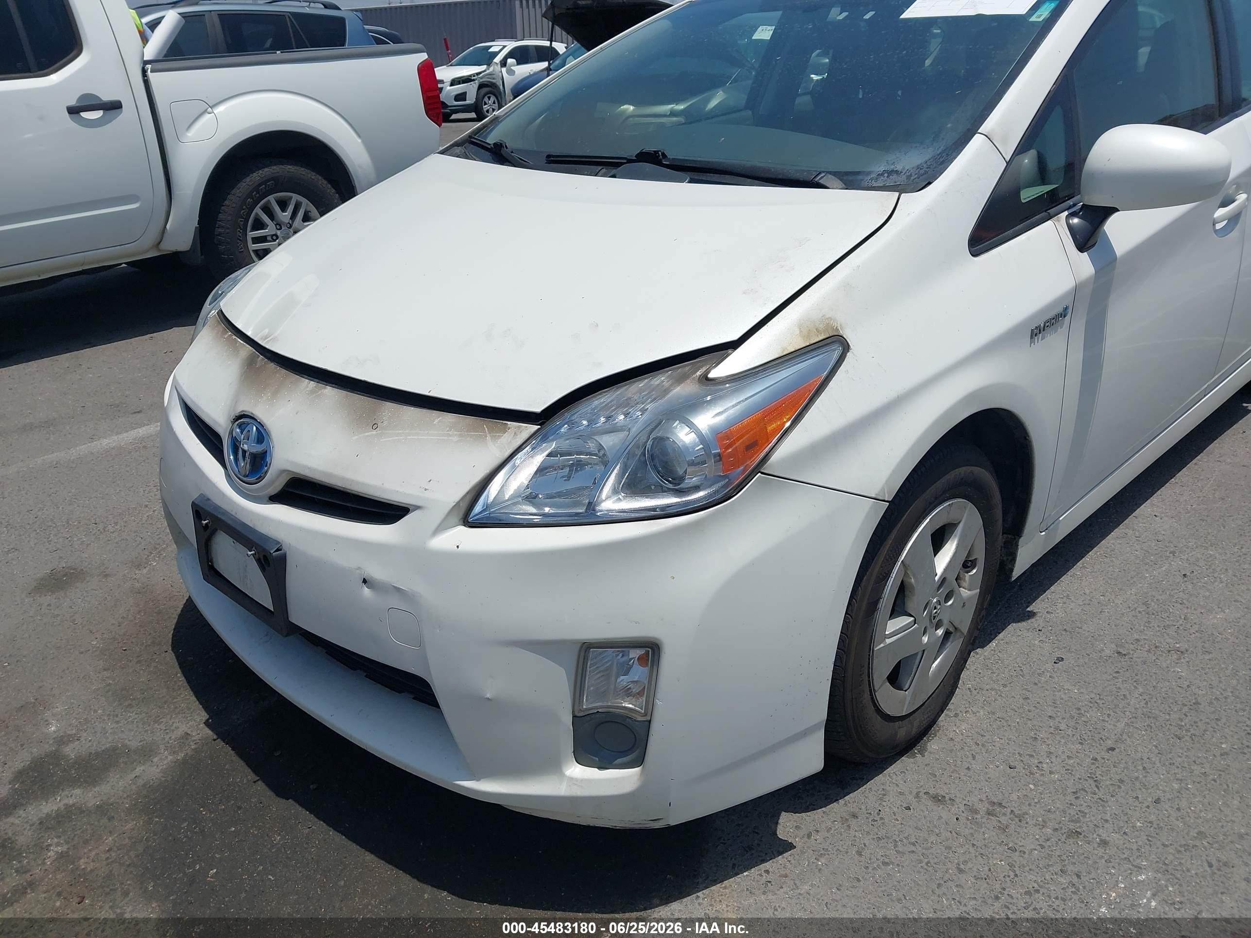 2010 Toyota Prius Ii Белый vin: JTDKN3DU4A0244924