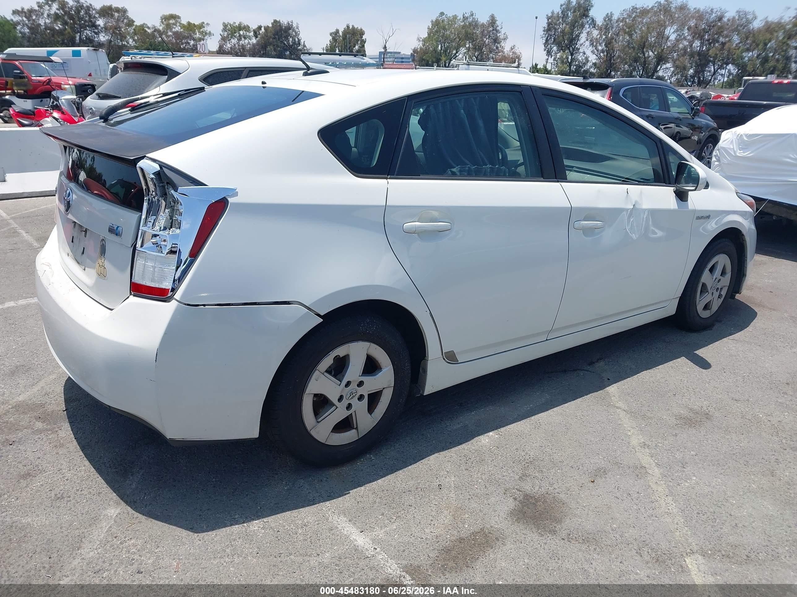 2010 Toyota Prius Ii Белый vin: JTDKN3DU4A0244924