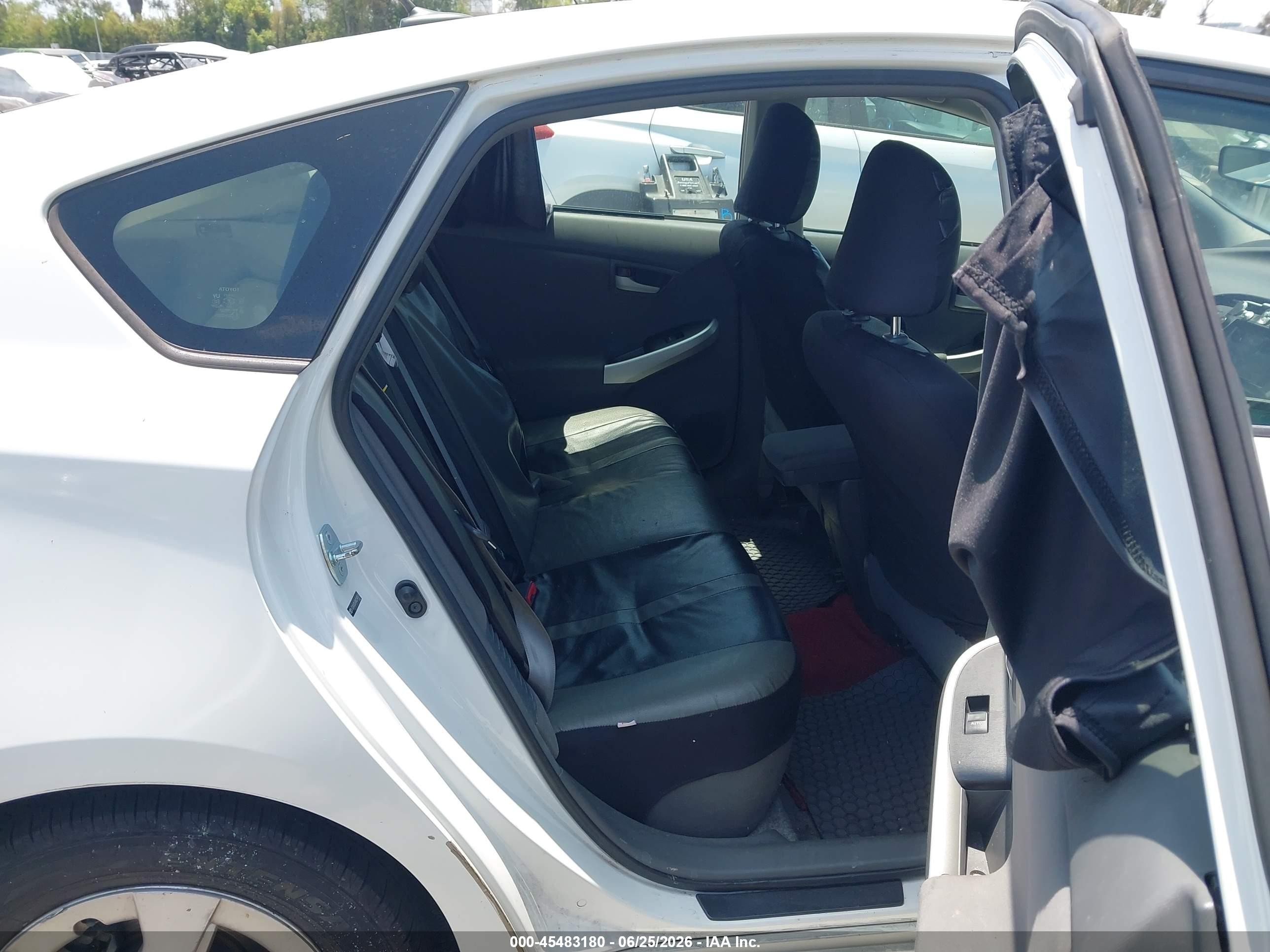 2010 Toyota Prius Ii Белый vin: JTDKN3DU4A0244924