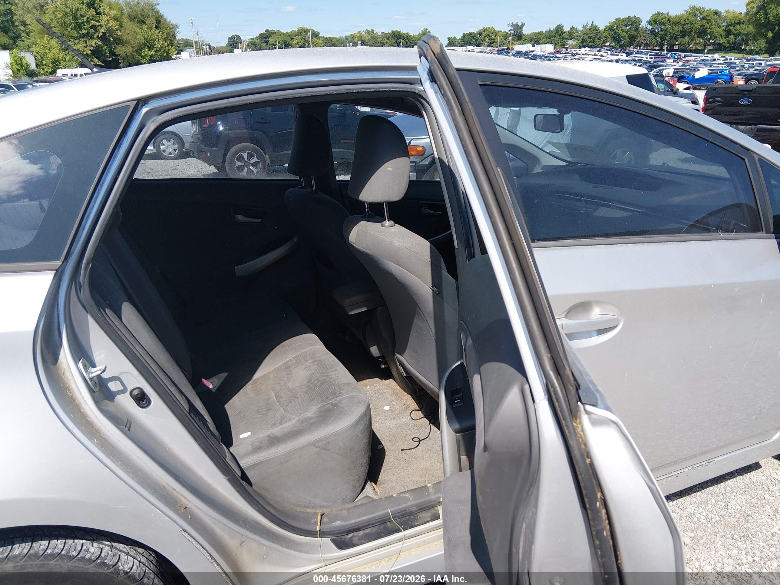 2010 Toyota Prius I Серебряный vin: JTDKN3DU4A1067575