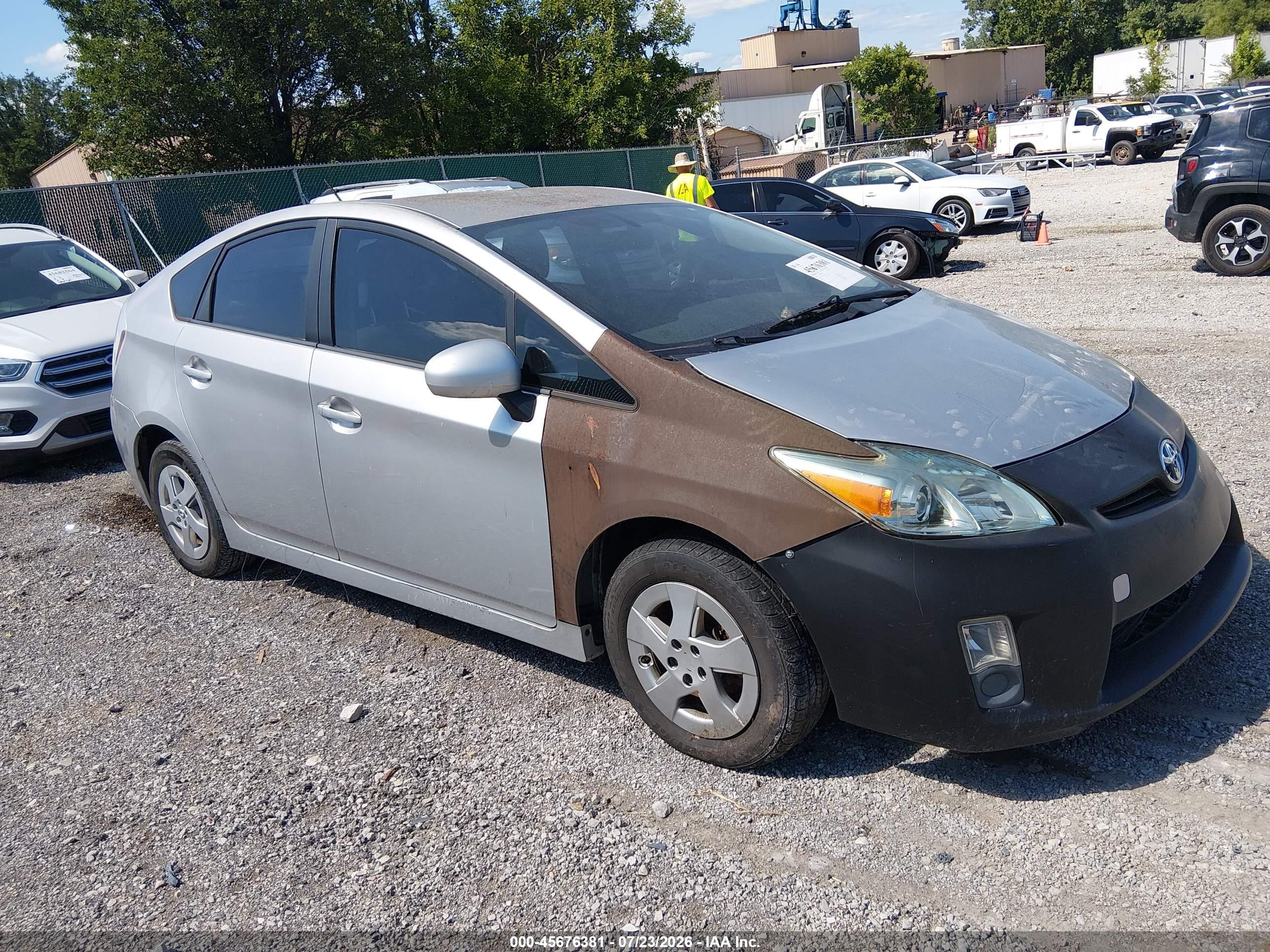 2010 Toyota Prius I Silver vin: JTDKN3DU4A1067575
