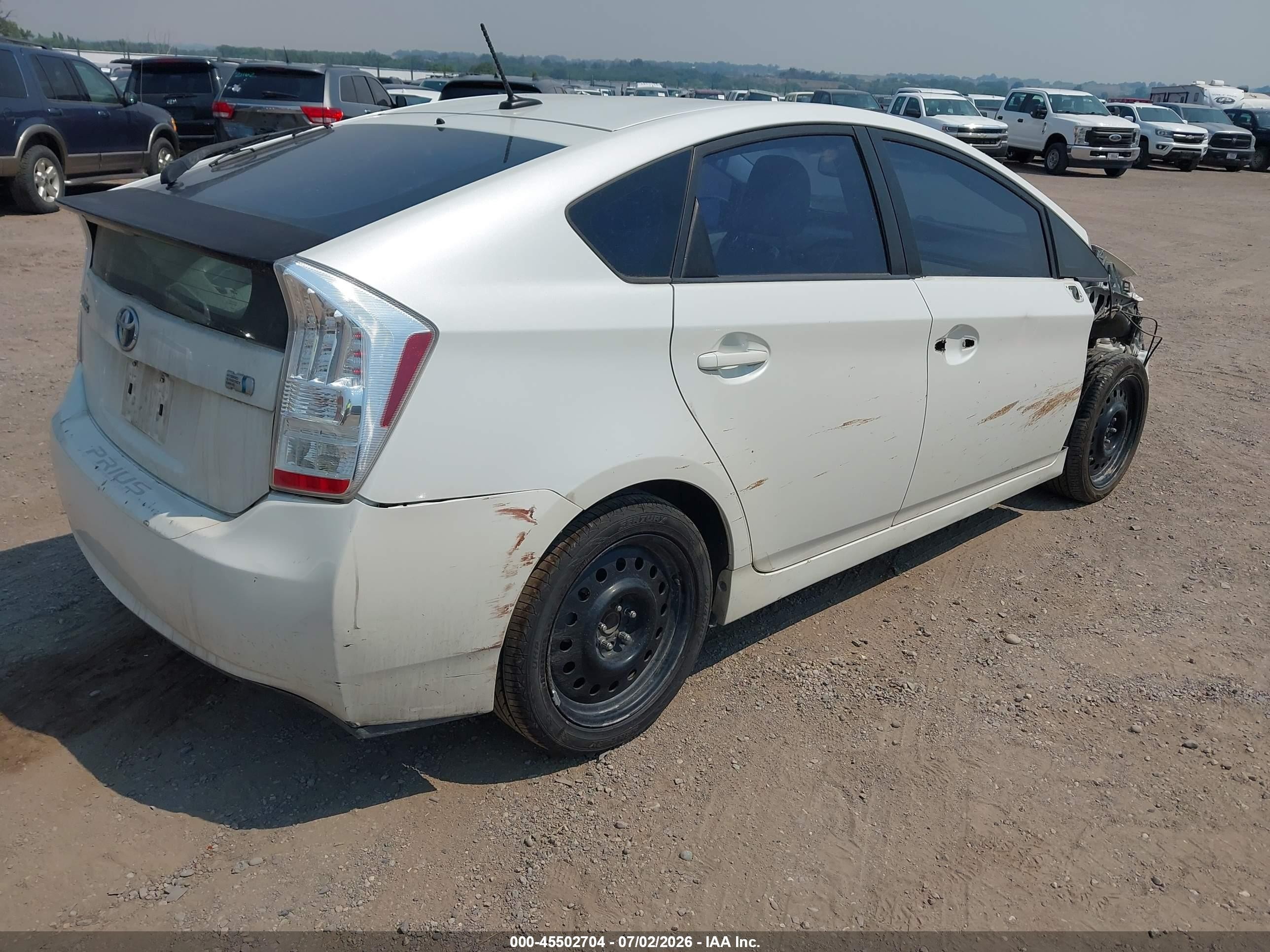 2010 Toyota Prius V White vin: JTDKN3DU4A1120761