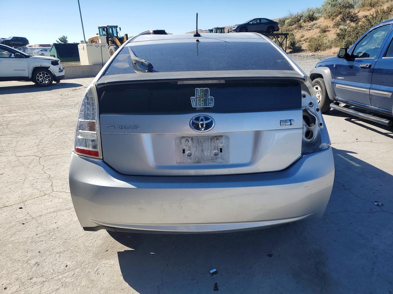 2010 Toyota Prius Iii Silver vin: JTDKN3DU4A1279487