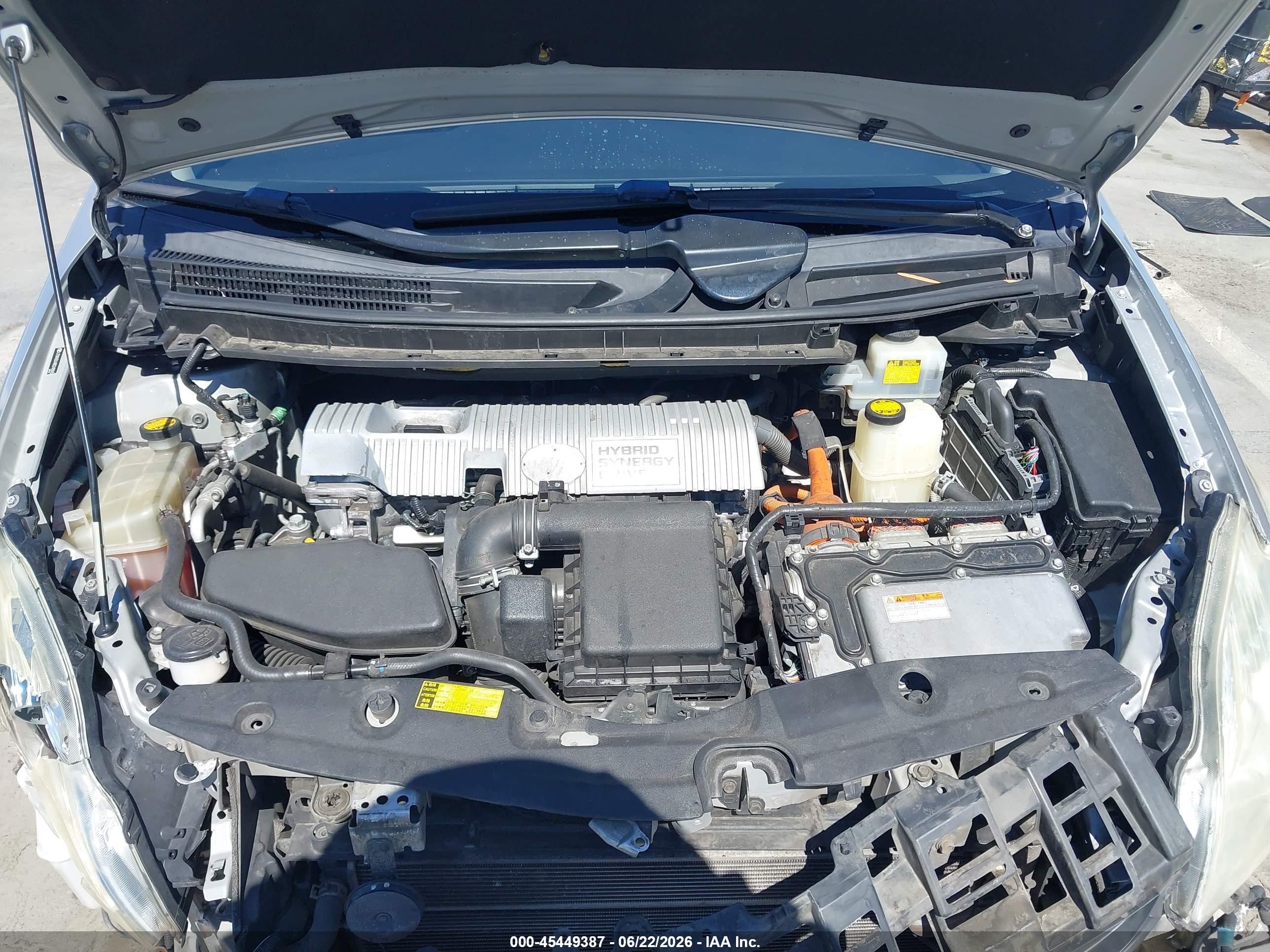 2011 Toyota Prius Two Серебряный vin: JTDKN3DU4B0248845