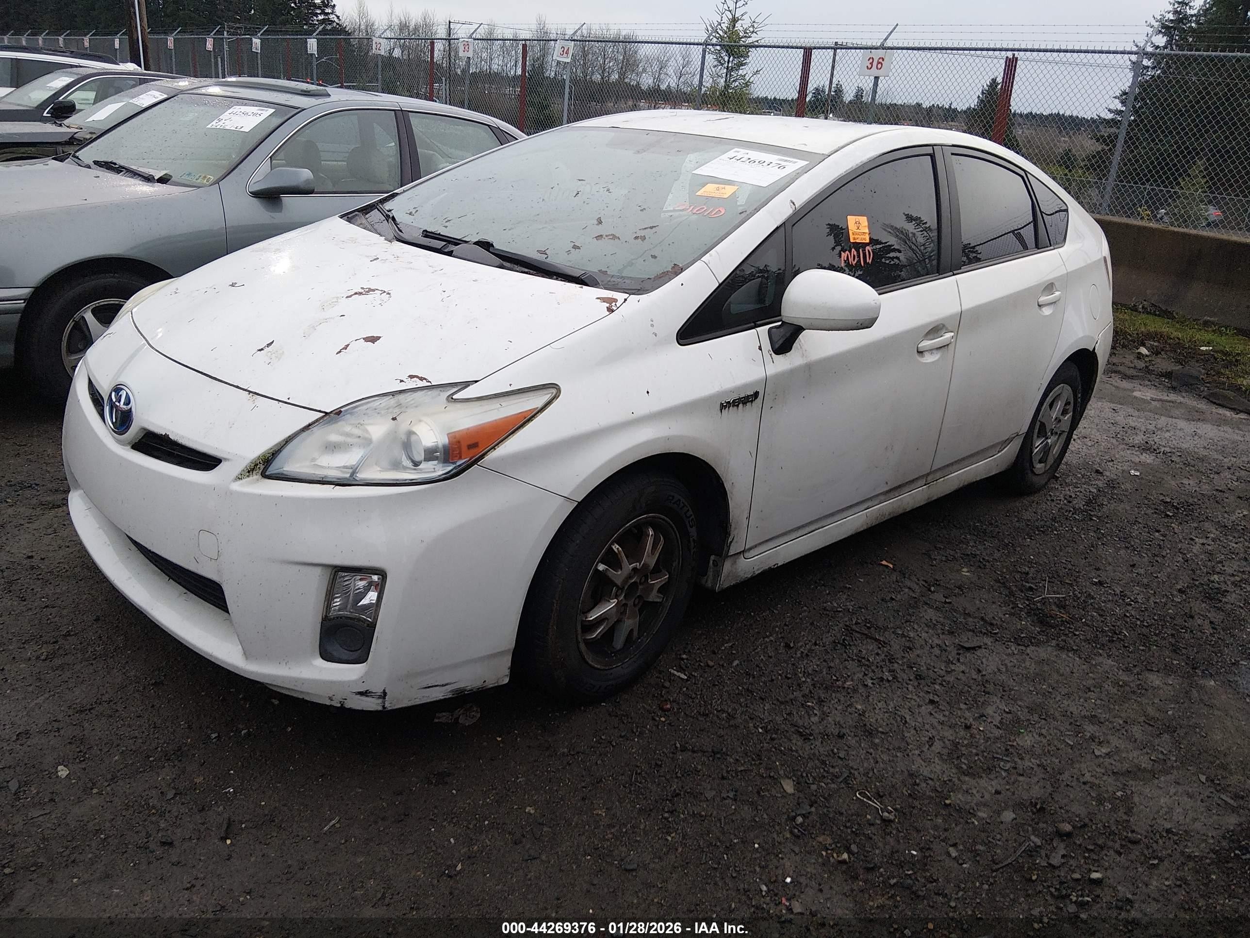 2011 Toyota Prius   Белый vin: JTDKN3DU4B0256251
