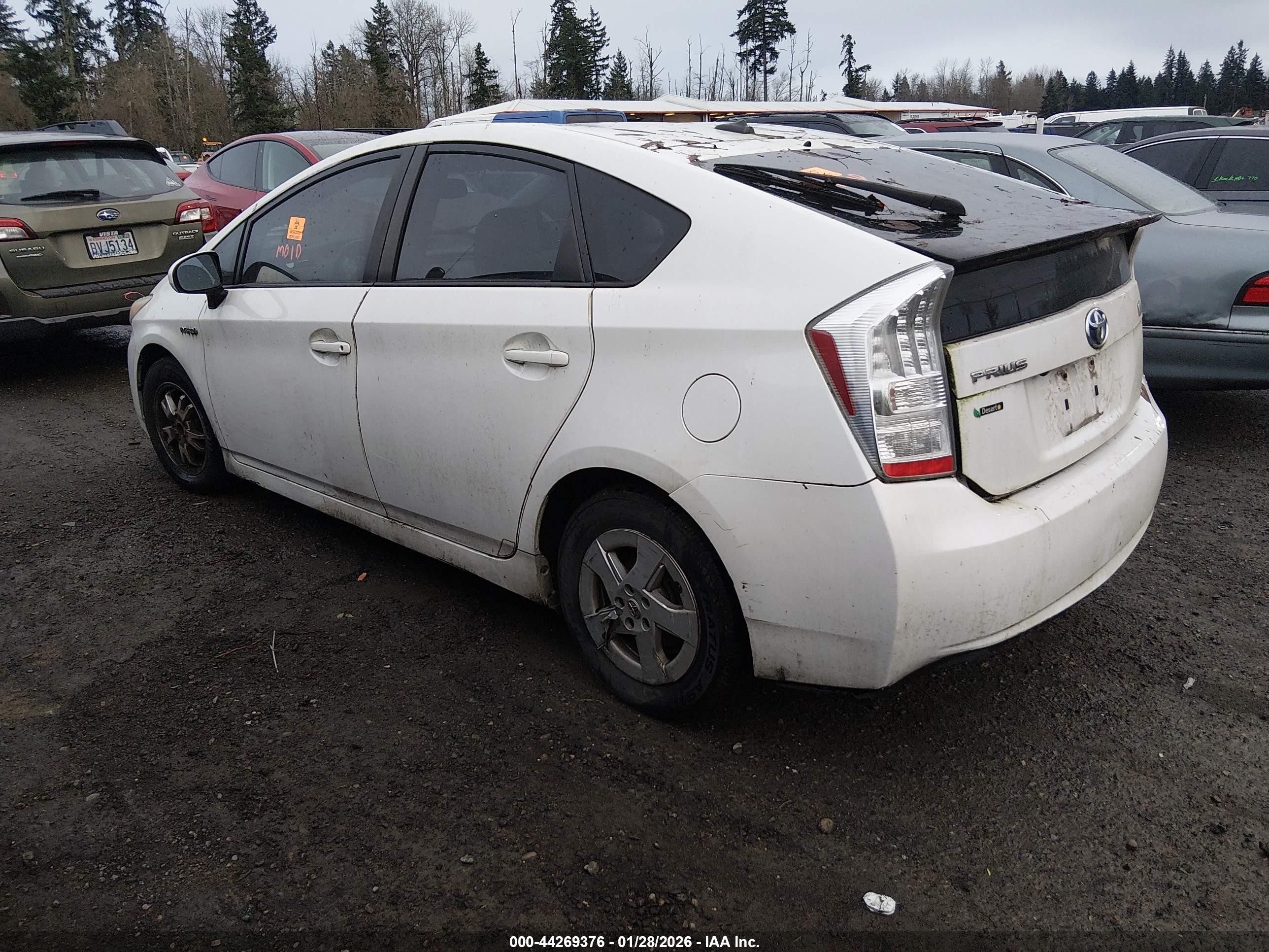2011 Toyota Prius   Белый vin: JTDKN3DU4B0256251