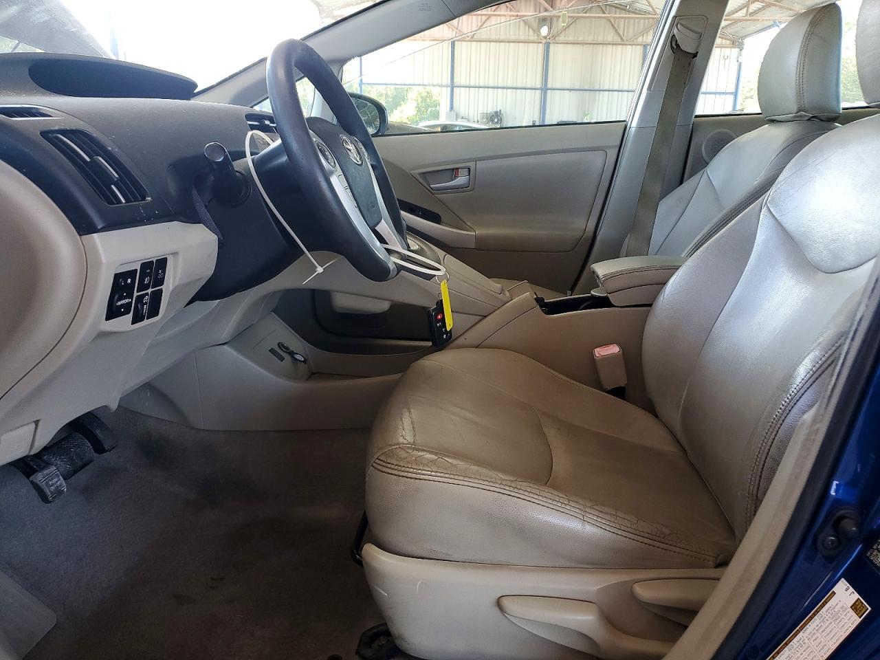 2011 Toyota Prius Three Синий vin: JTDKN3DU4B0258243