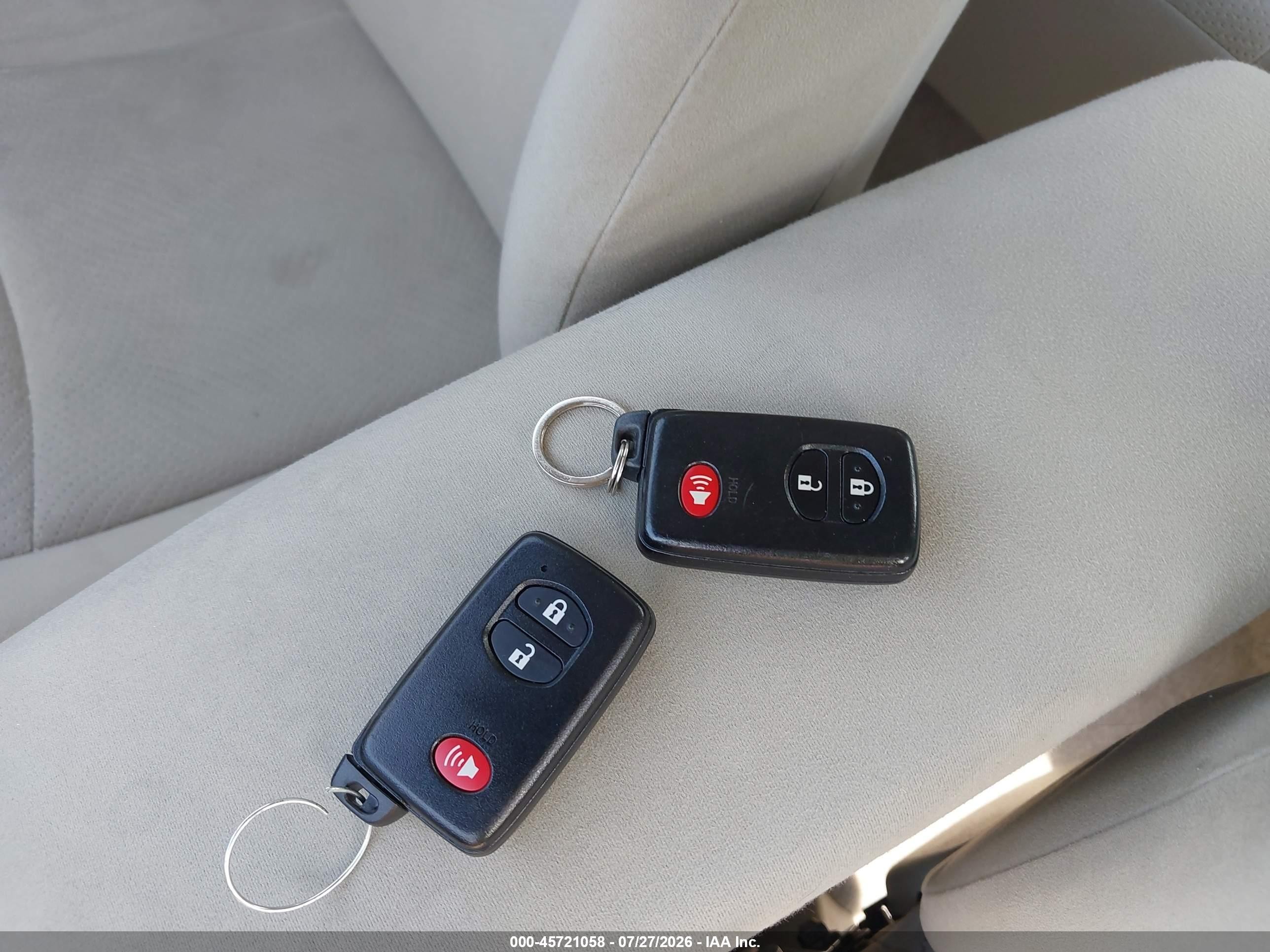 2011 Toyota Prius Three Red vin: JTDKN3DU4B0302354
