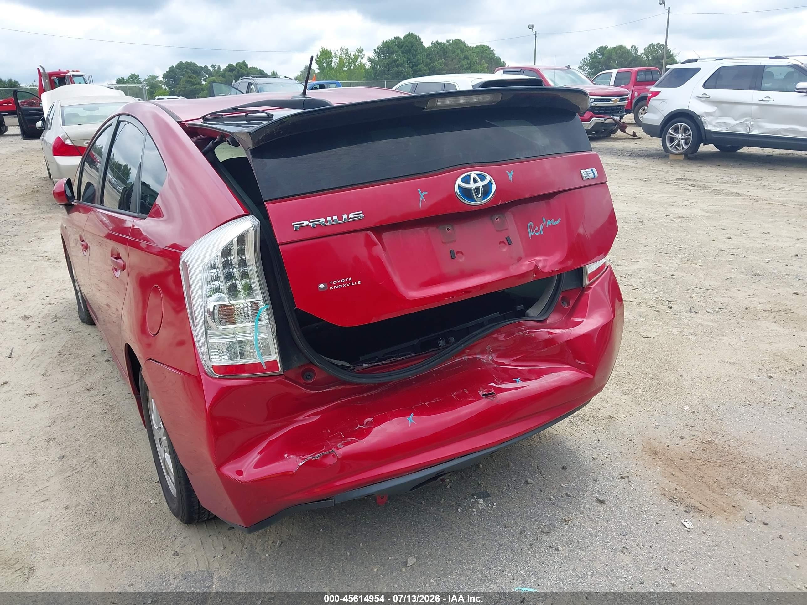 2011 Toyota Prius Two Red vin: JTDKN3DU4B0323155