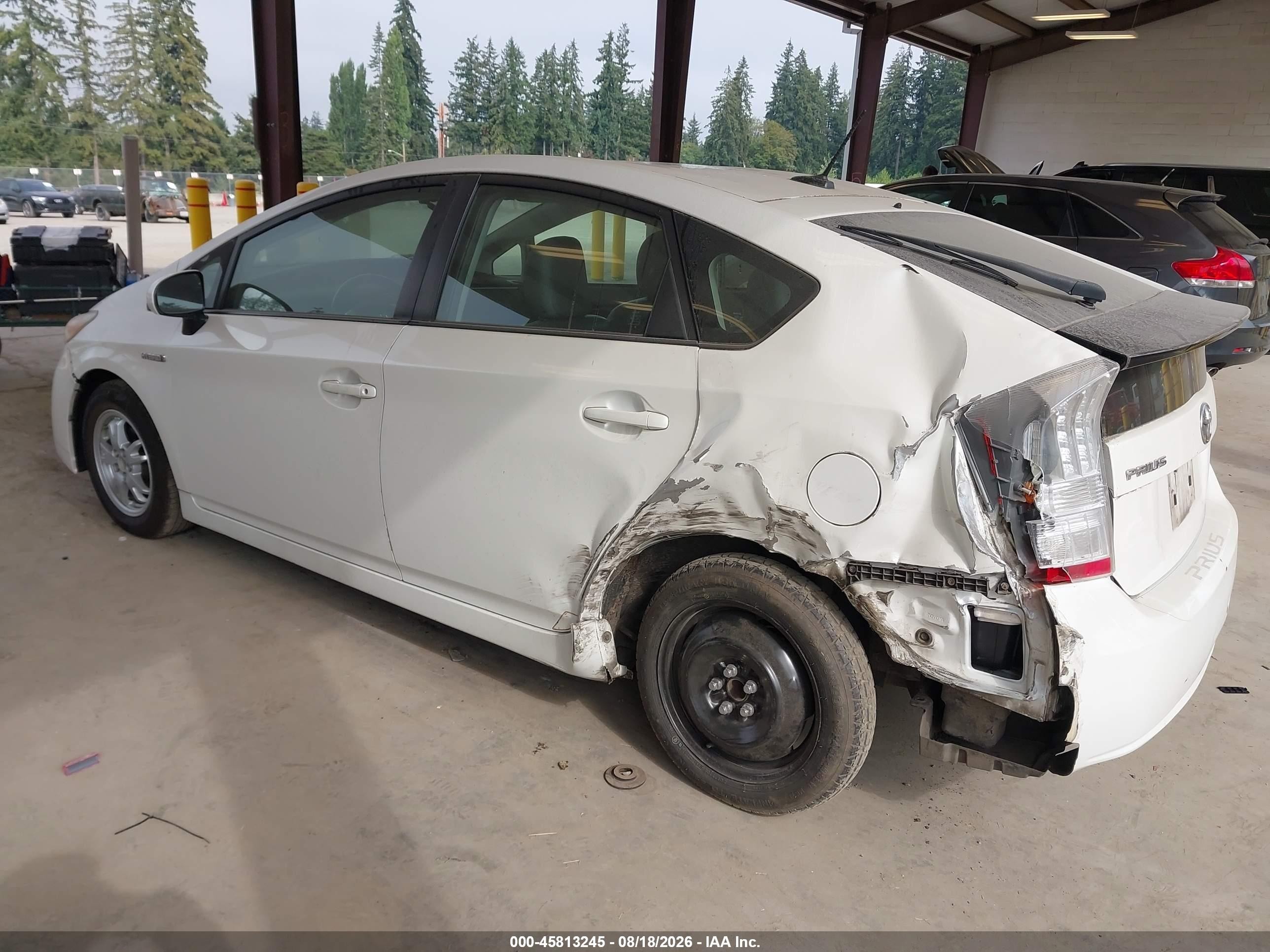 2011 Toyota Prius Four White vin: JTDKN3DU4B0328002